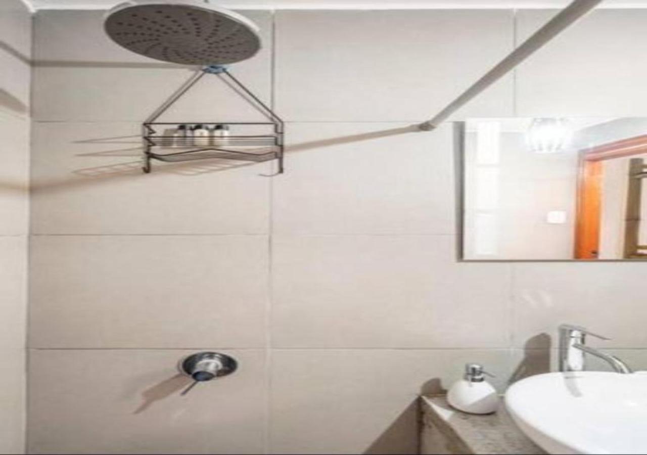 Acogedor Loft equipado con Sofá cama en Matellini
