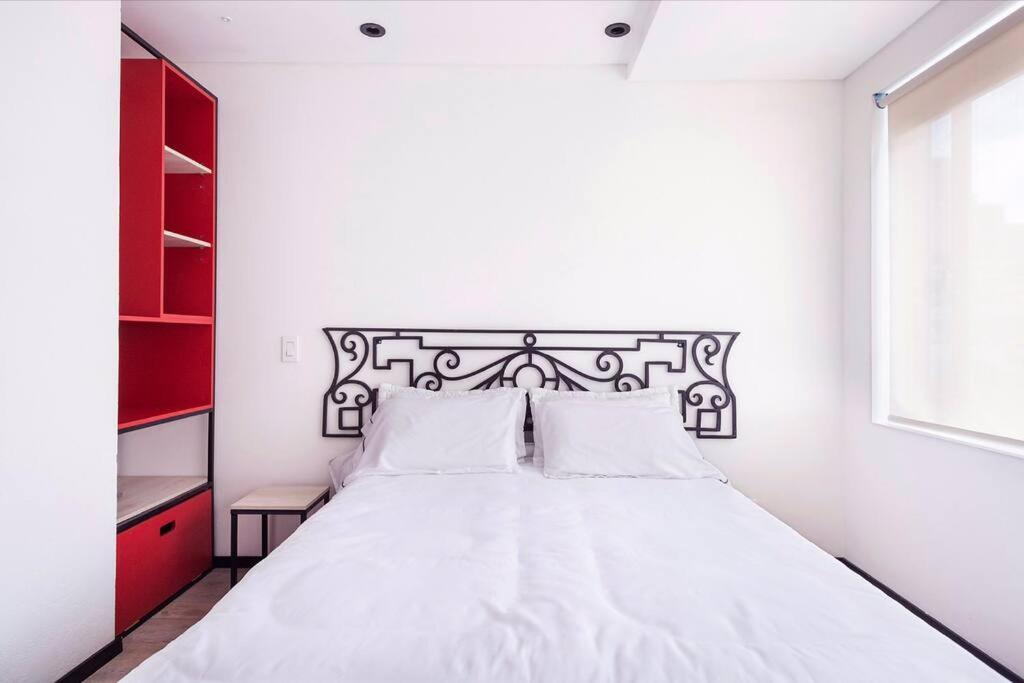 Gorgeous 2/2 in PRIME Location! Brand NEW