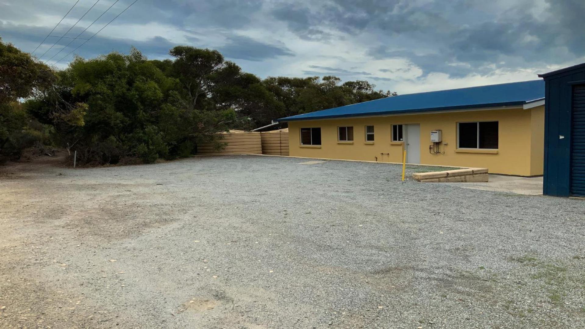 The Beach House - Spectacular Location - Privacy - Right On The Beach