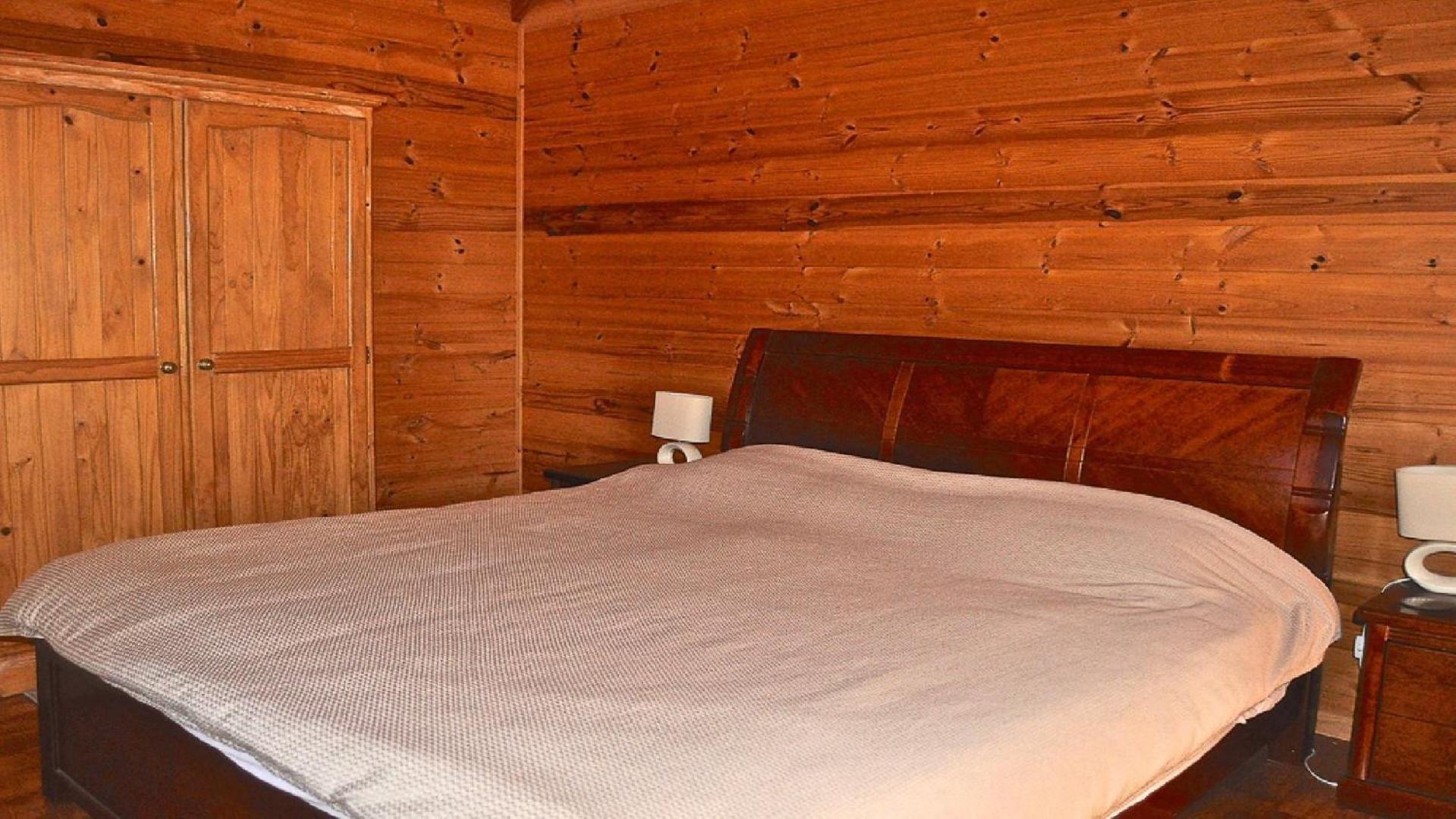 Long Beach Eco - Lodge Is The Perfect Property For Nature Lovers, With An Abundance Of Wildlife Birds, Kangaroos and Emus, As Well As Bush and Sea Views