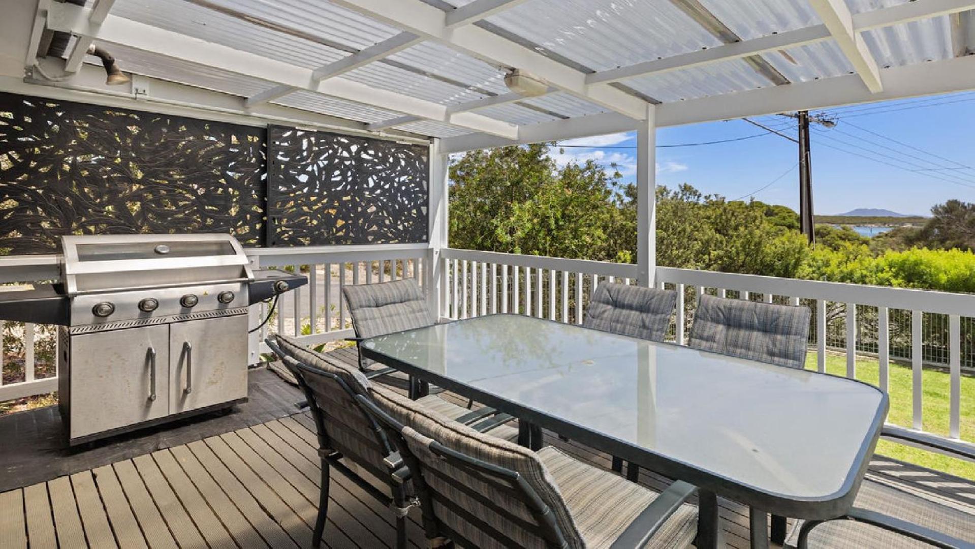 Endymion Is Ideally Situated On The Esplanade