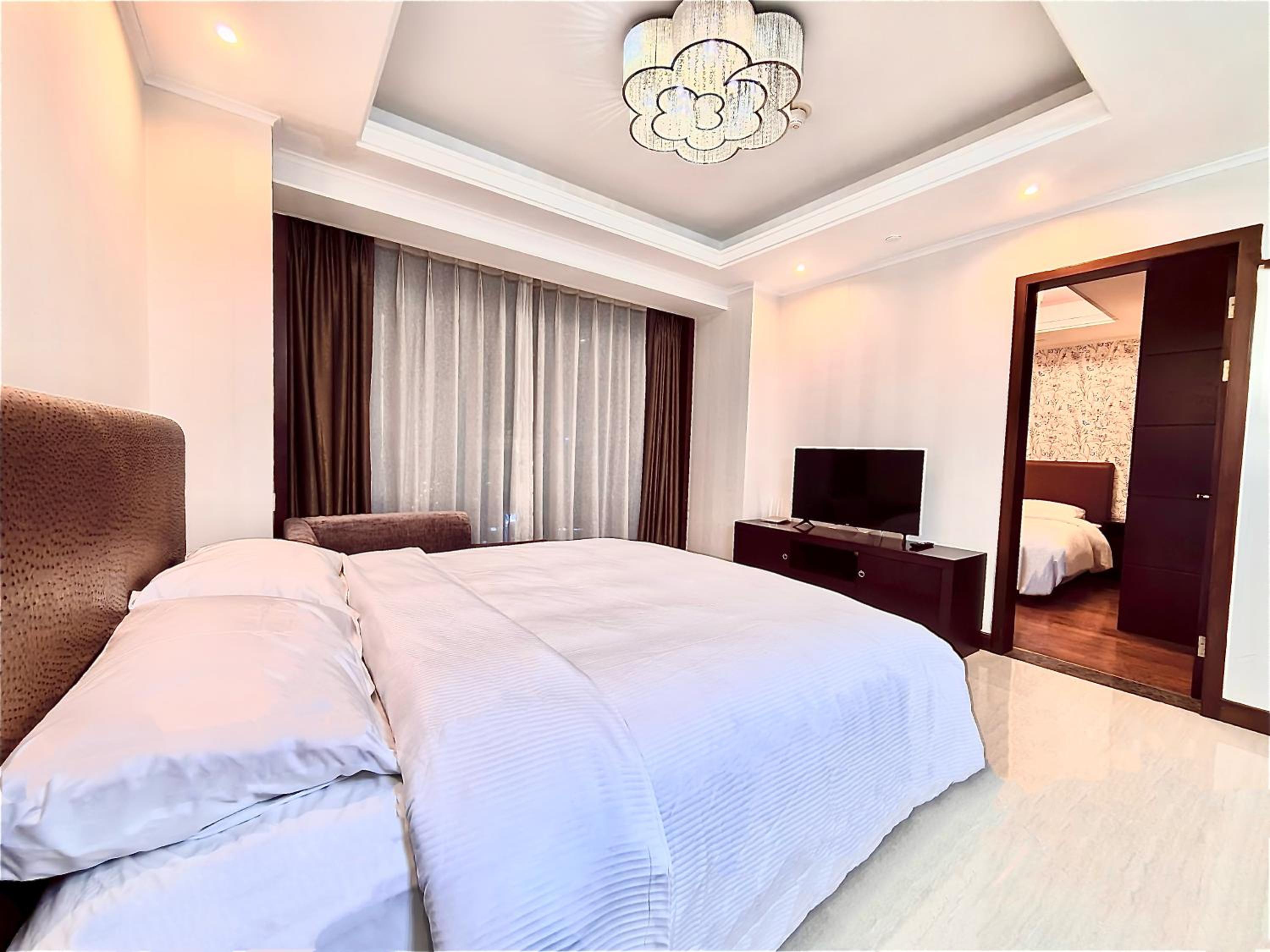Qingdao Elegant Central Apartment view 3