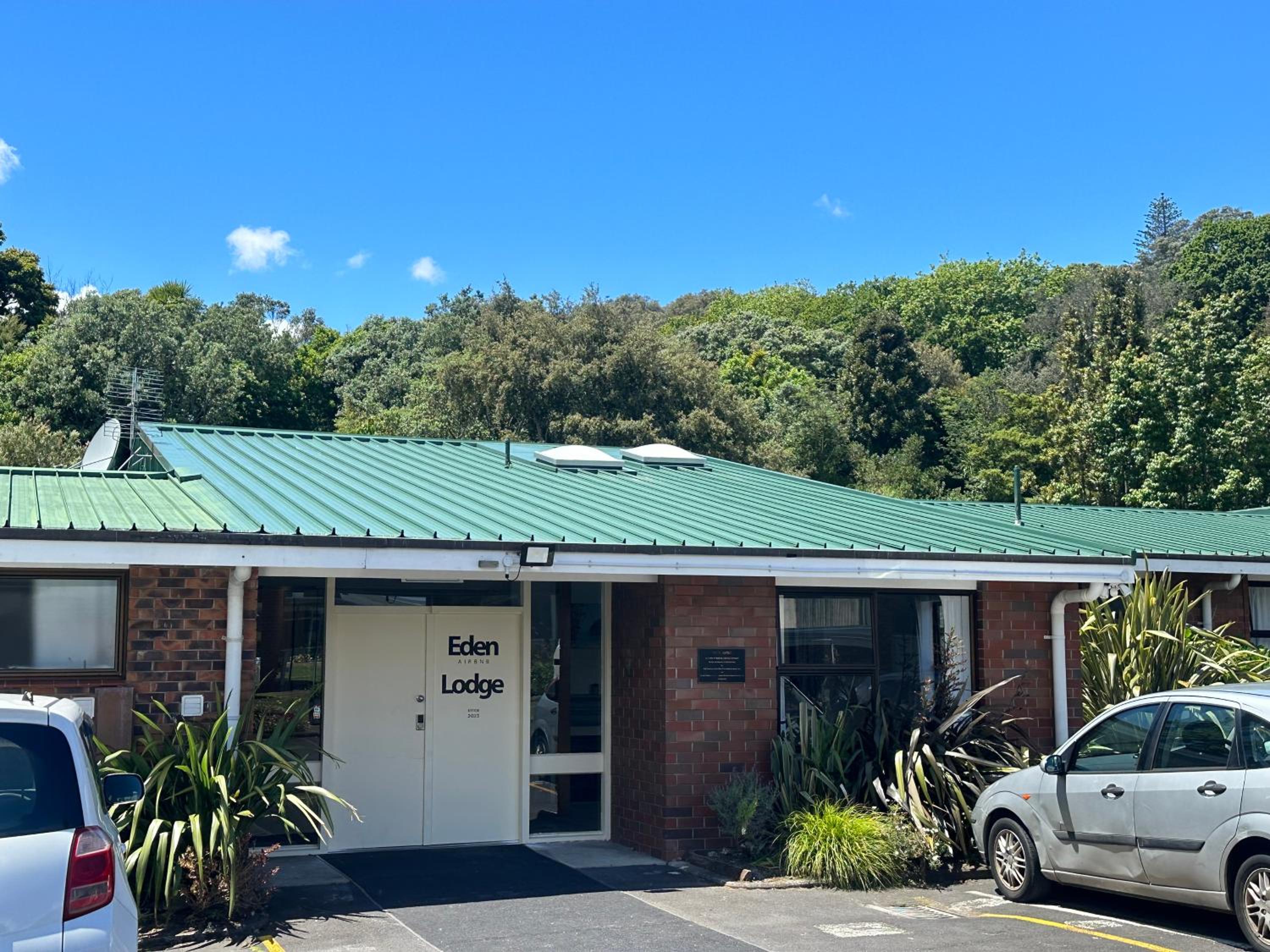 Eden Lodge