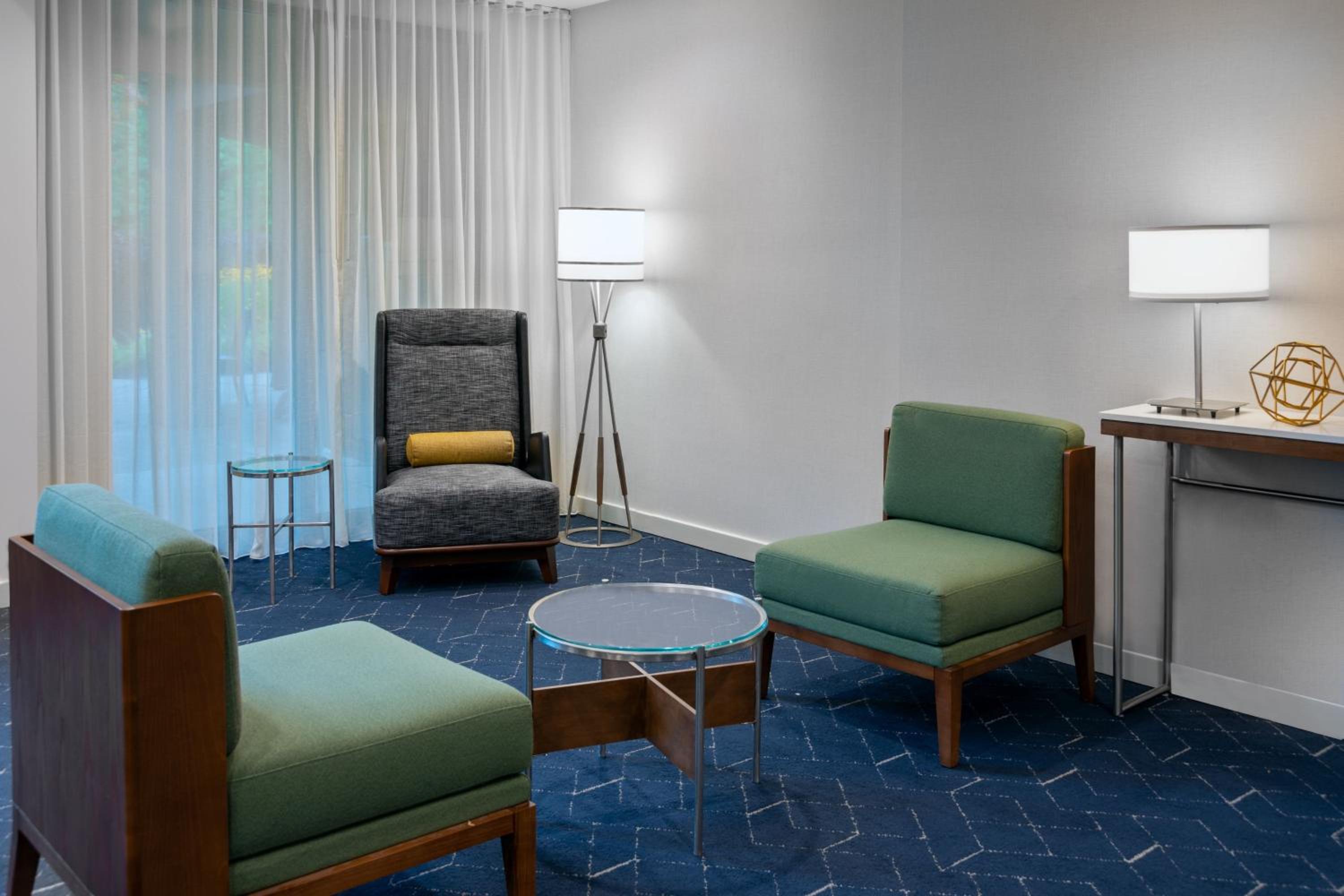 Danbury Vacations - Courtyard by Marriott Danbury - Property Image 11