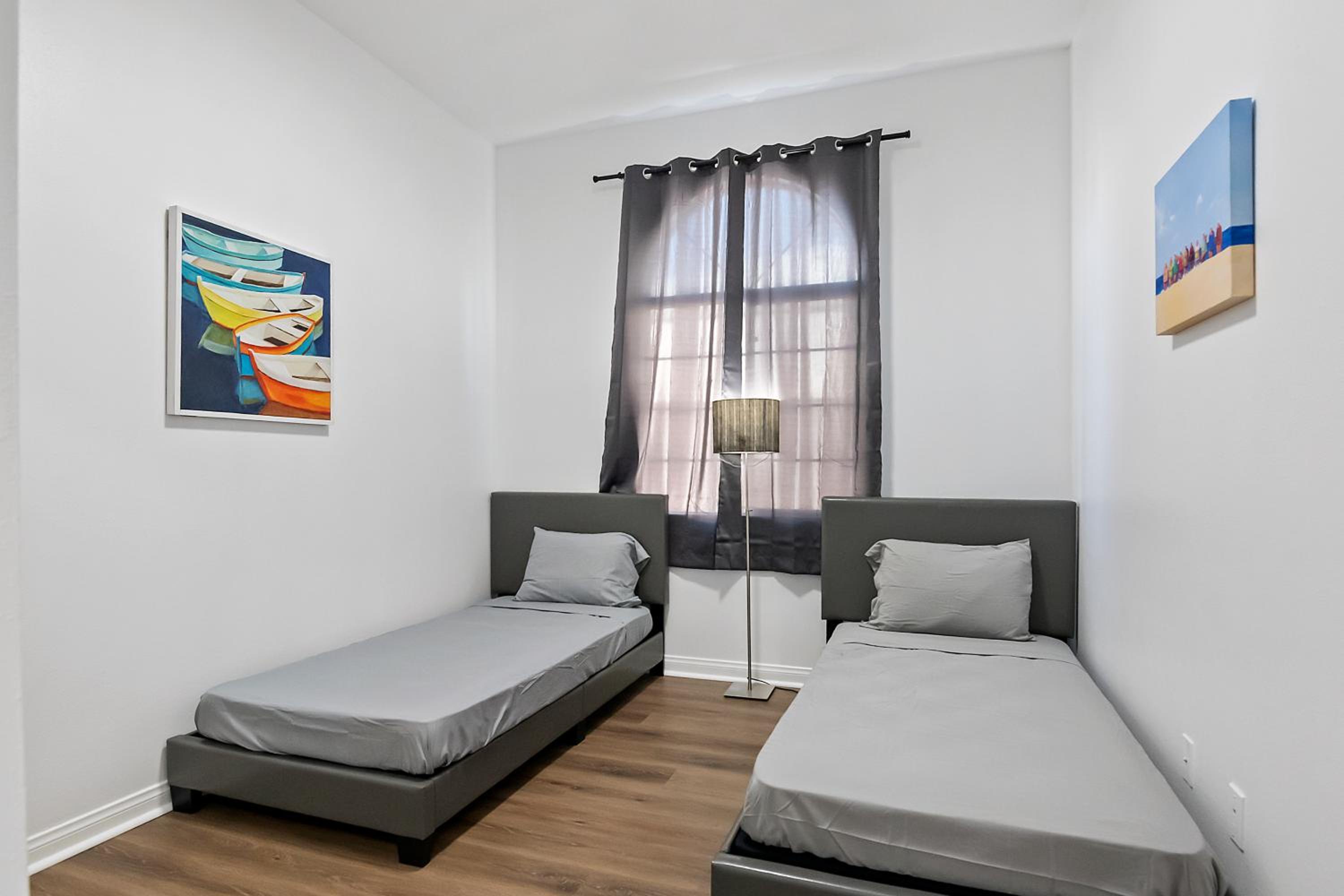 4bed with 3bath Hollywood living near Universal studio and Hollywood
