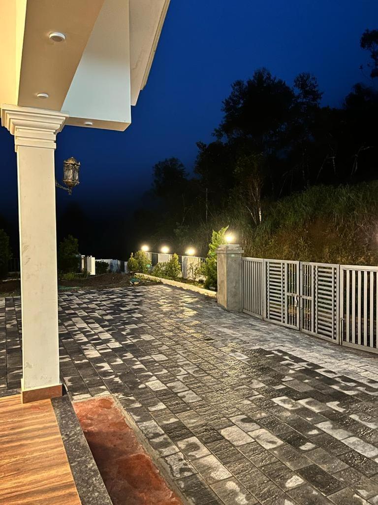 Munnar Alkaline Villa