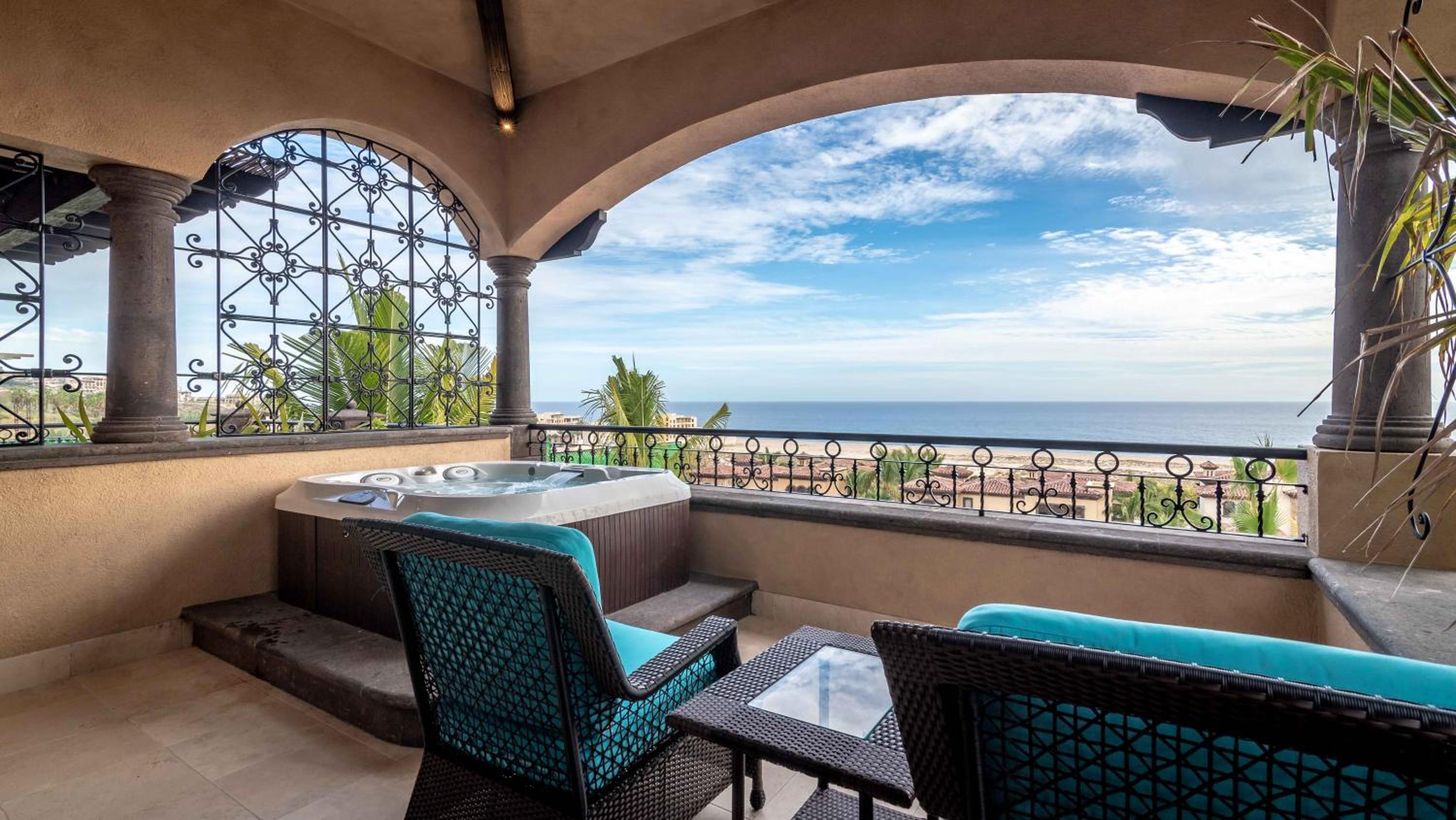 Novispania Pueblo Bonito Quivira Los Cabos view 4