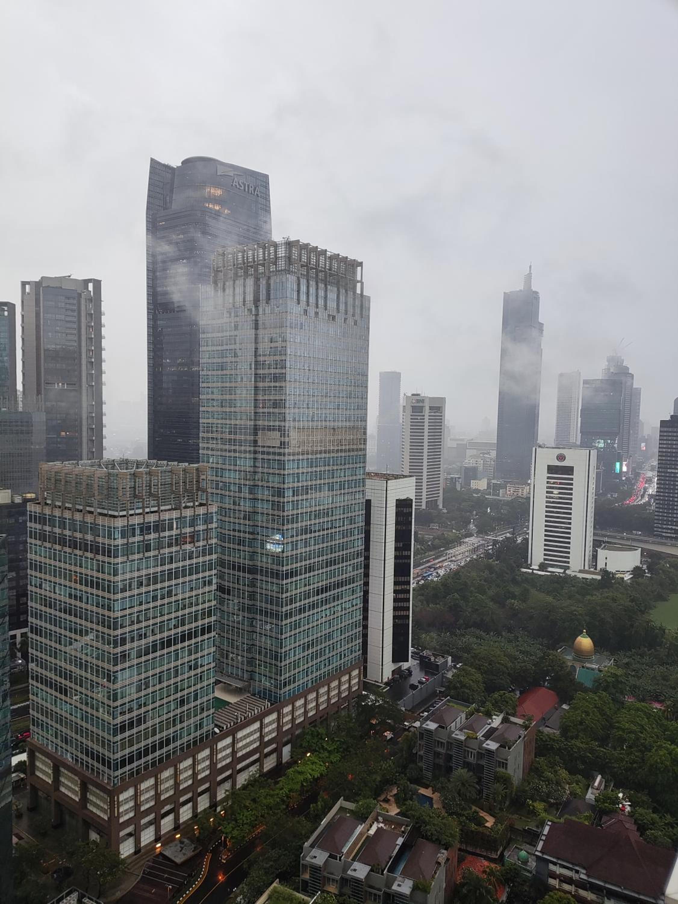 Apartement The Peak Sudirman
