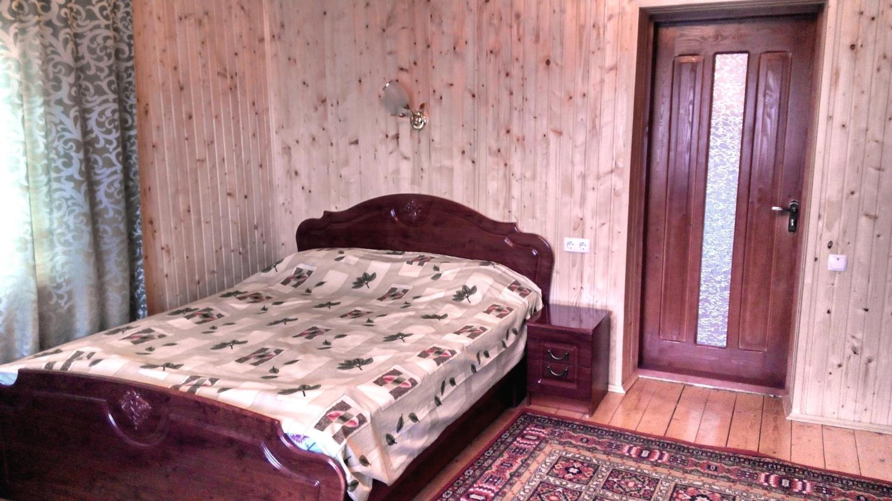 Cottage Ozerniy