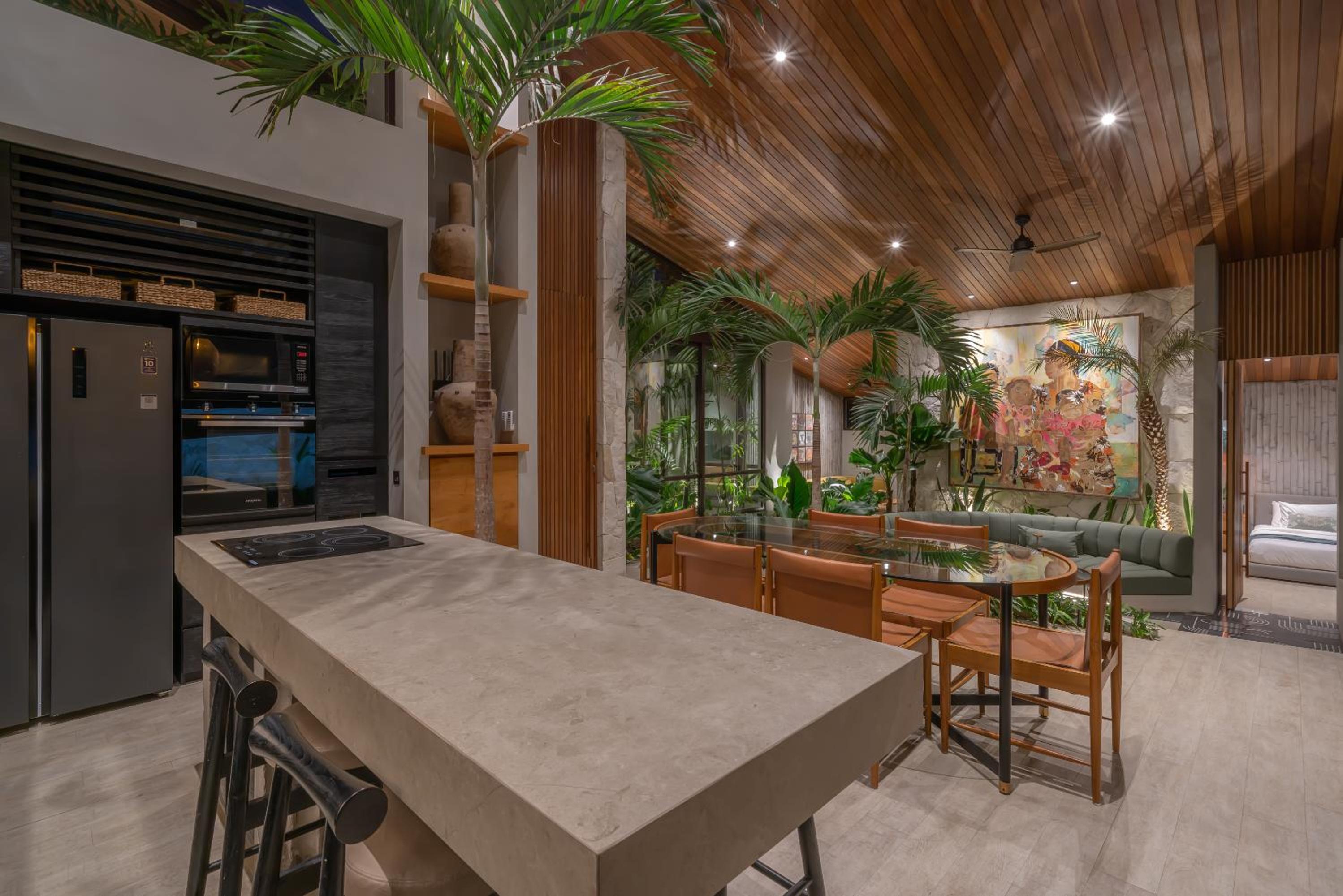 dining