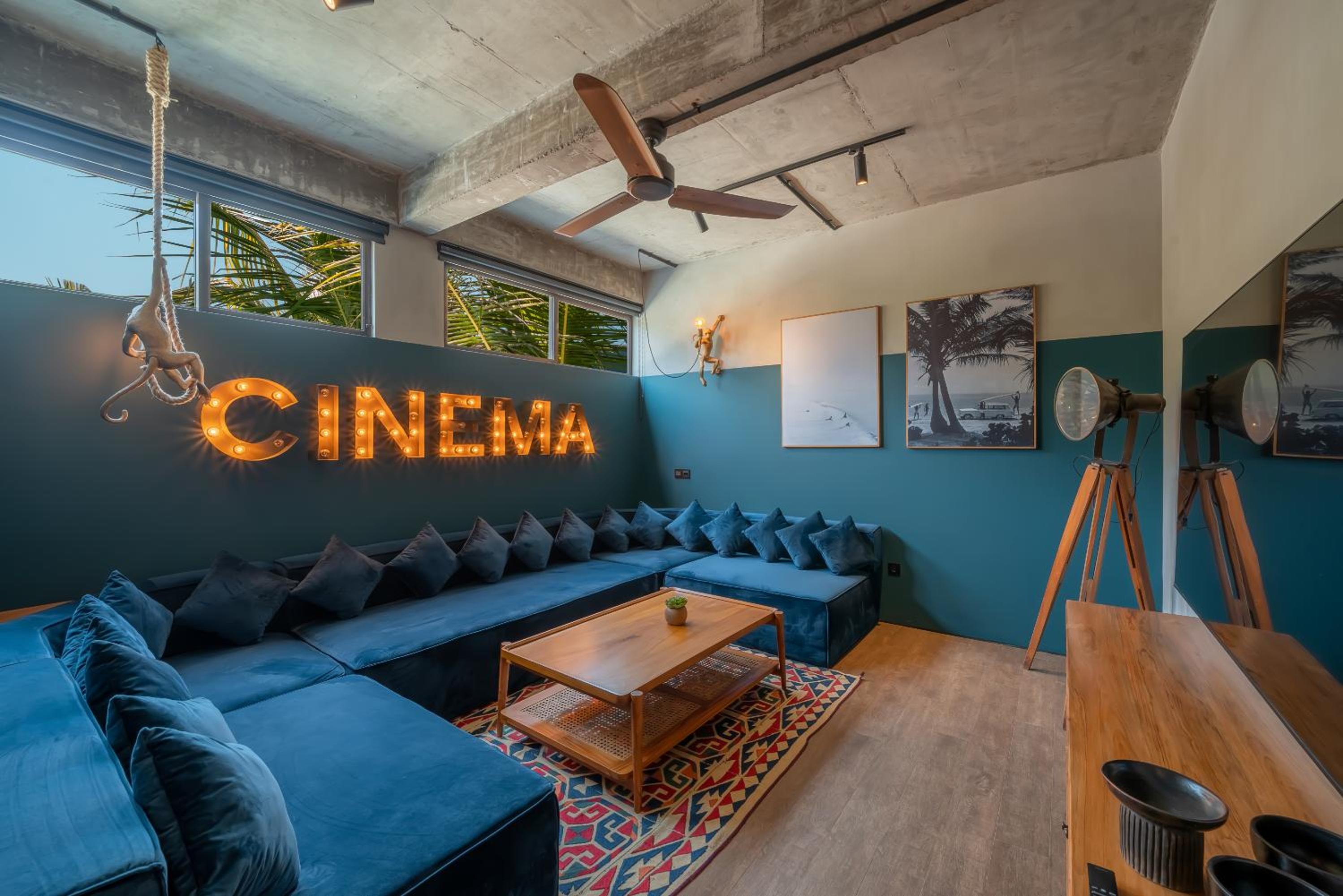 lounge