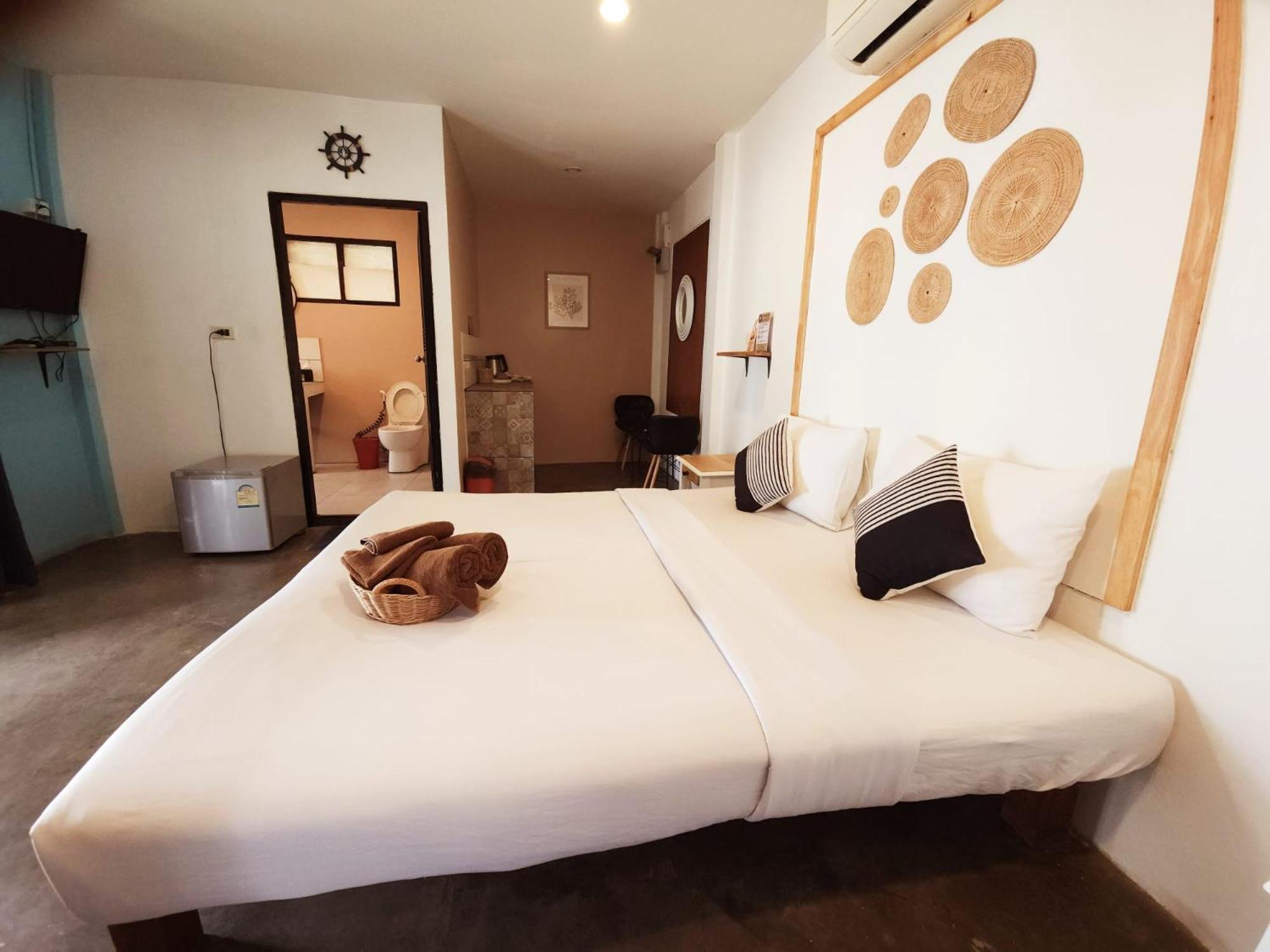 Minnie Seaview Resort