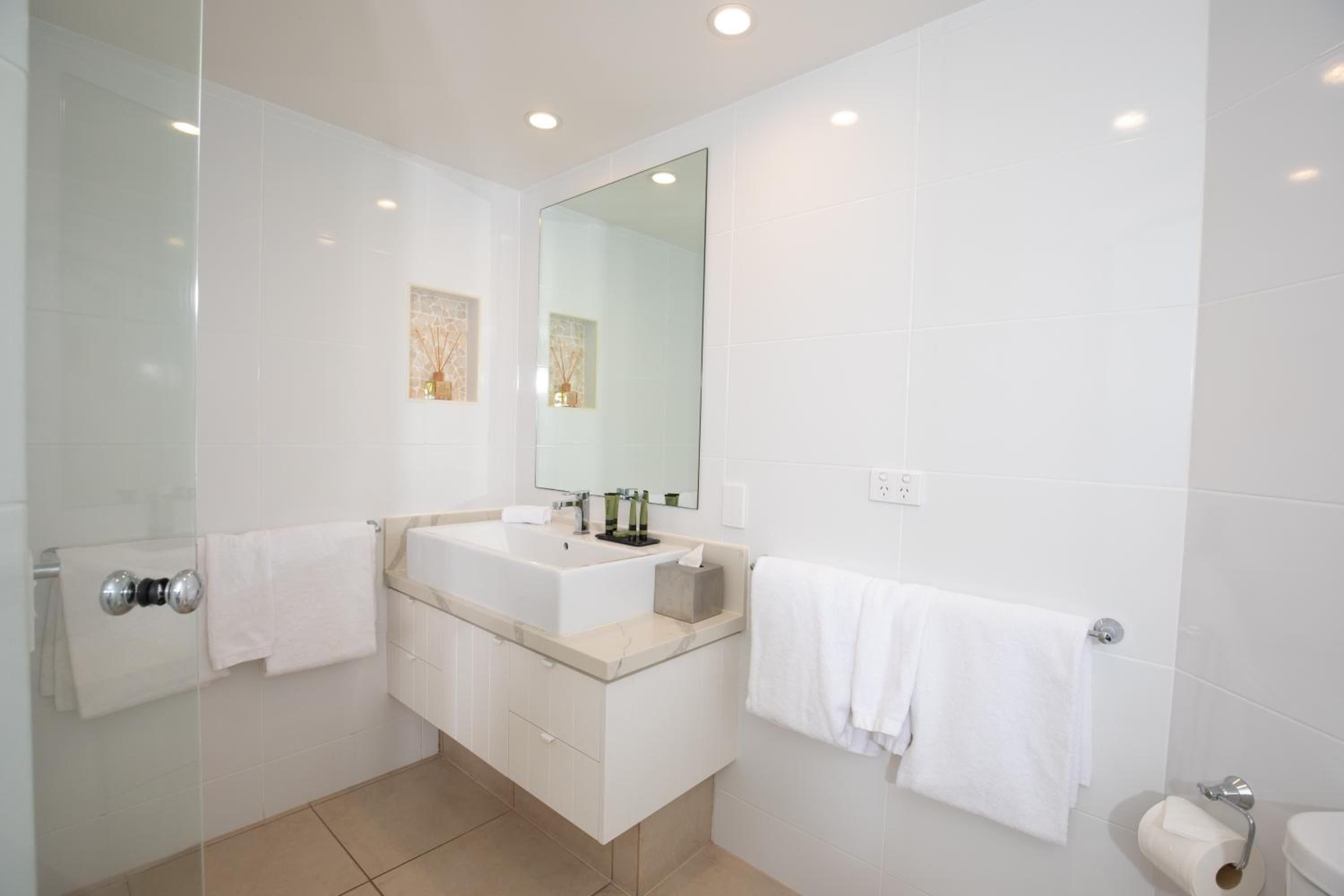 71 Hastings - Beachfront