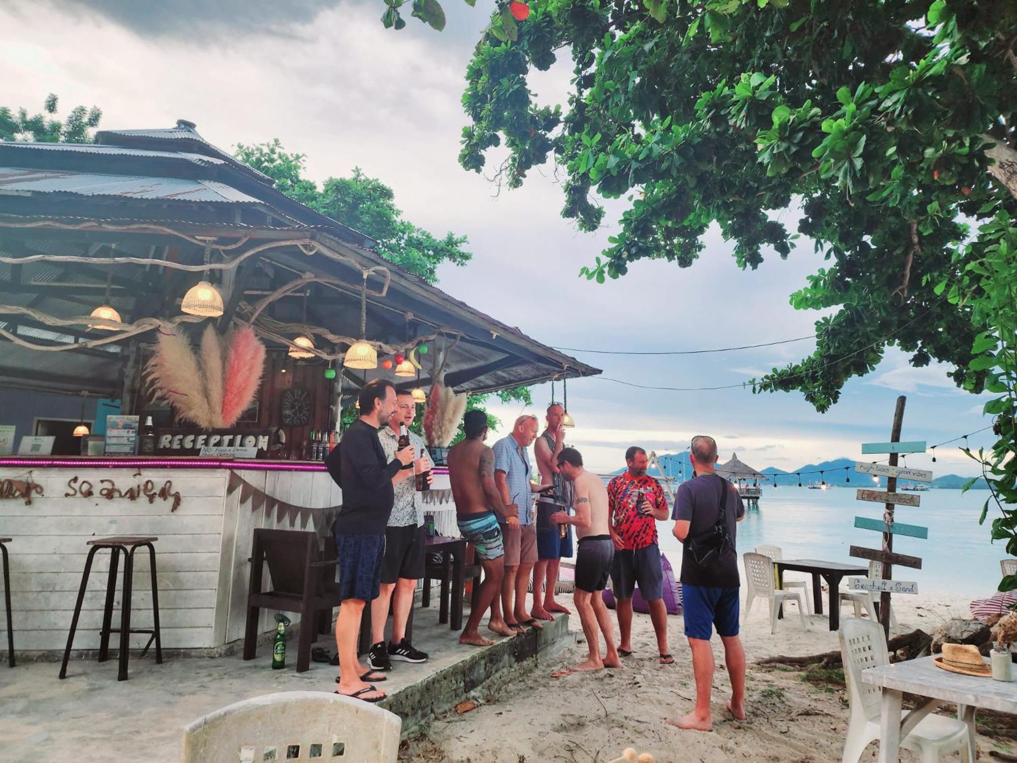 Minnie Seaview Resort
