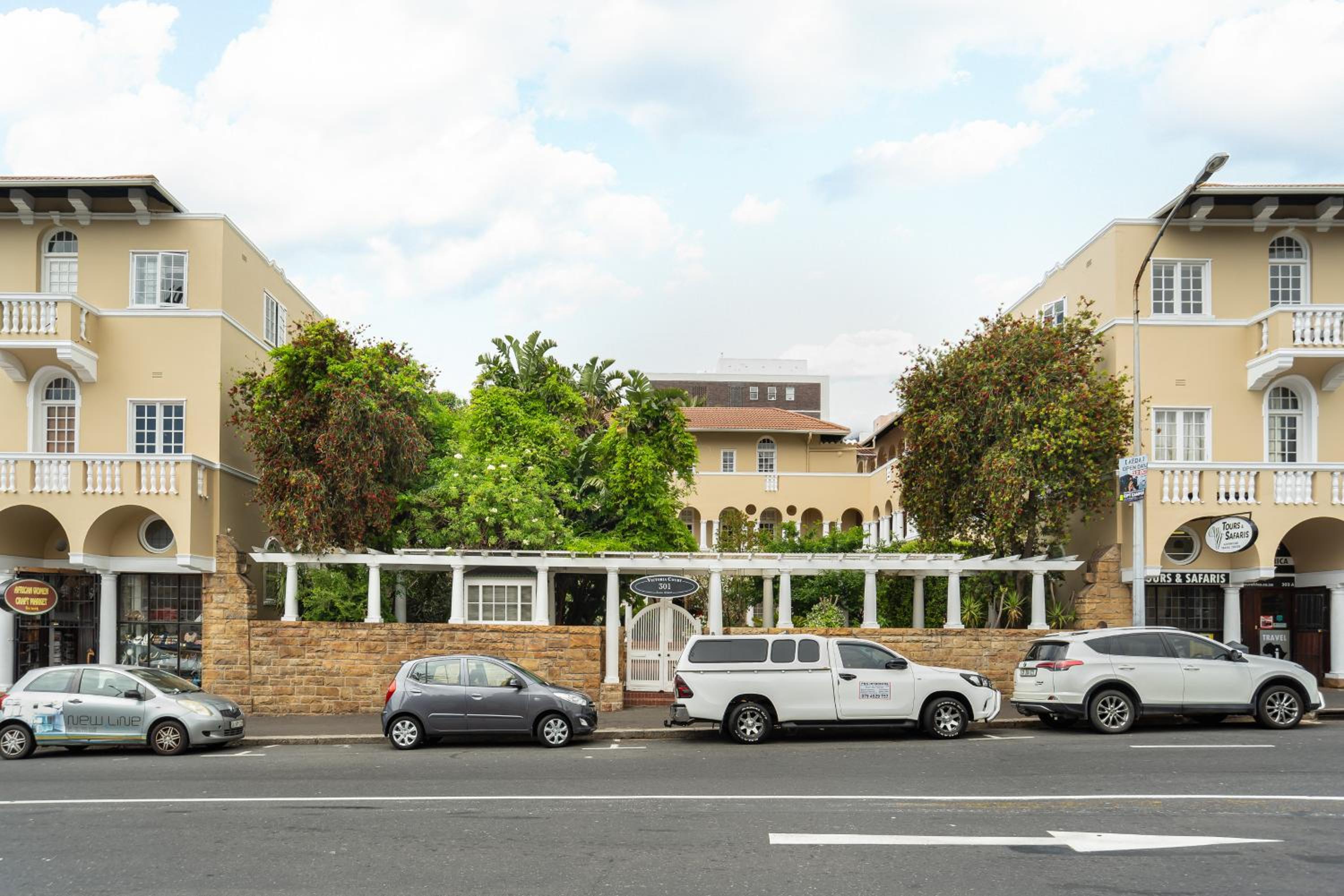 Victoria Court Apartments