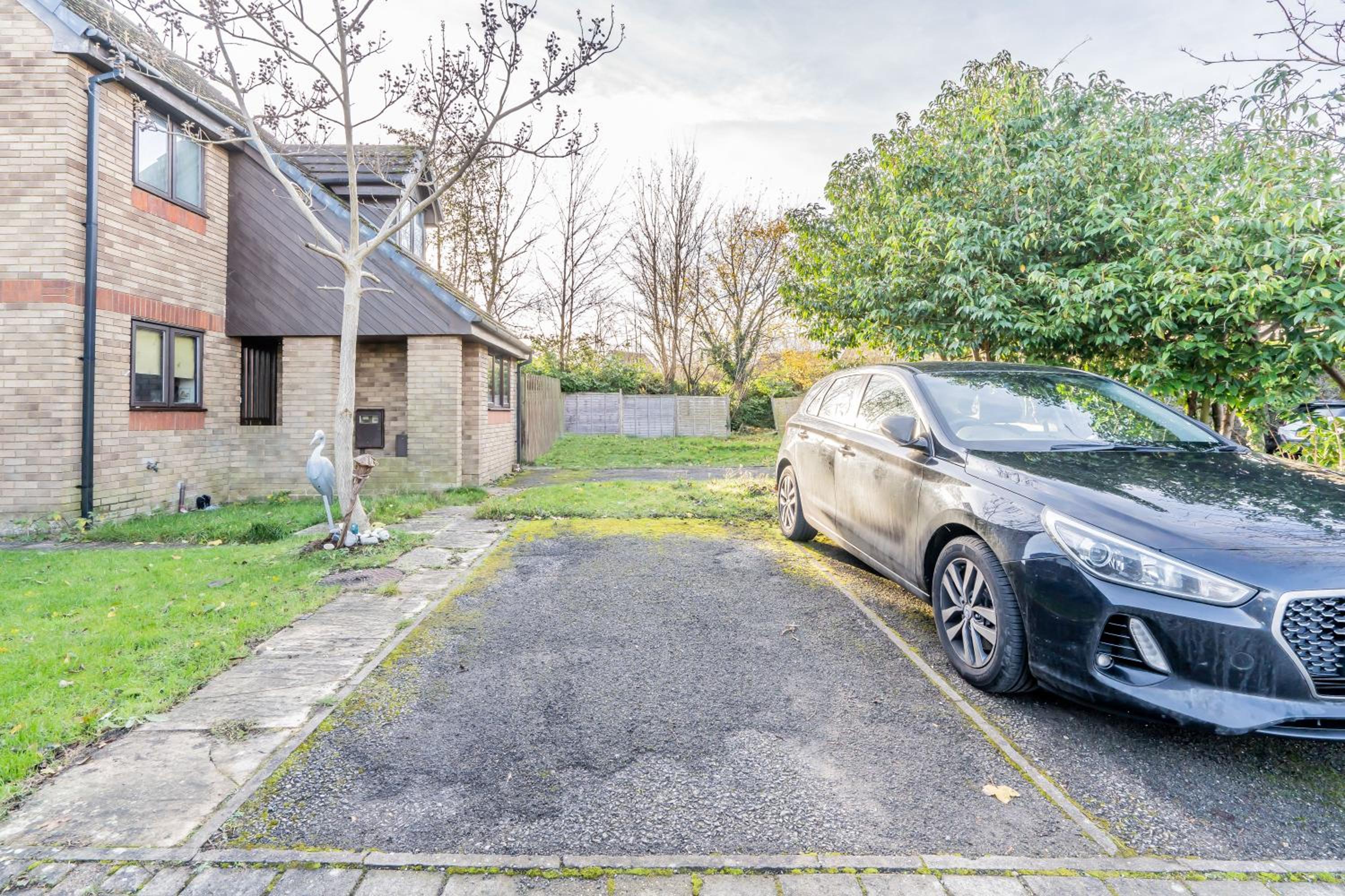 Central MK Comfy FAMILY CONTRACTOR 3B house Free Parking managed by Chique Properties Ltd