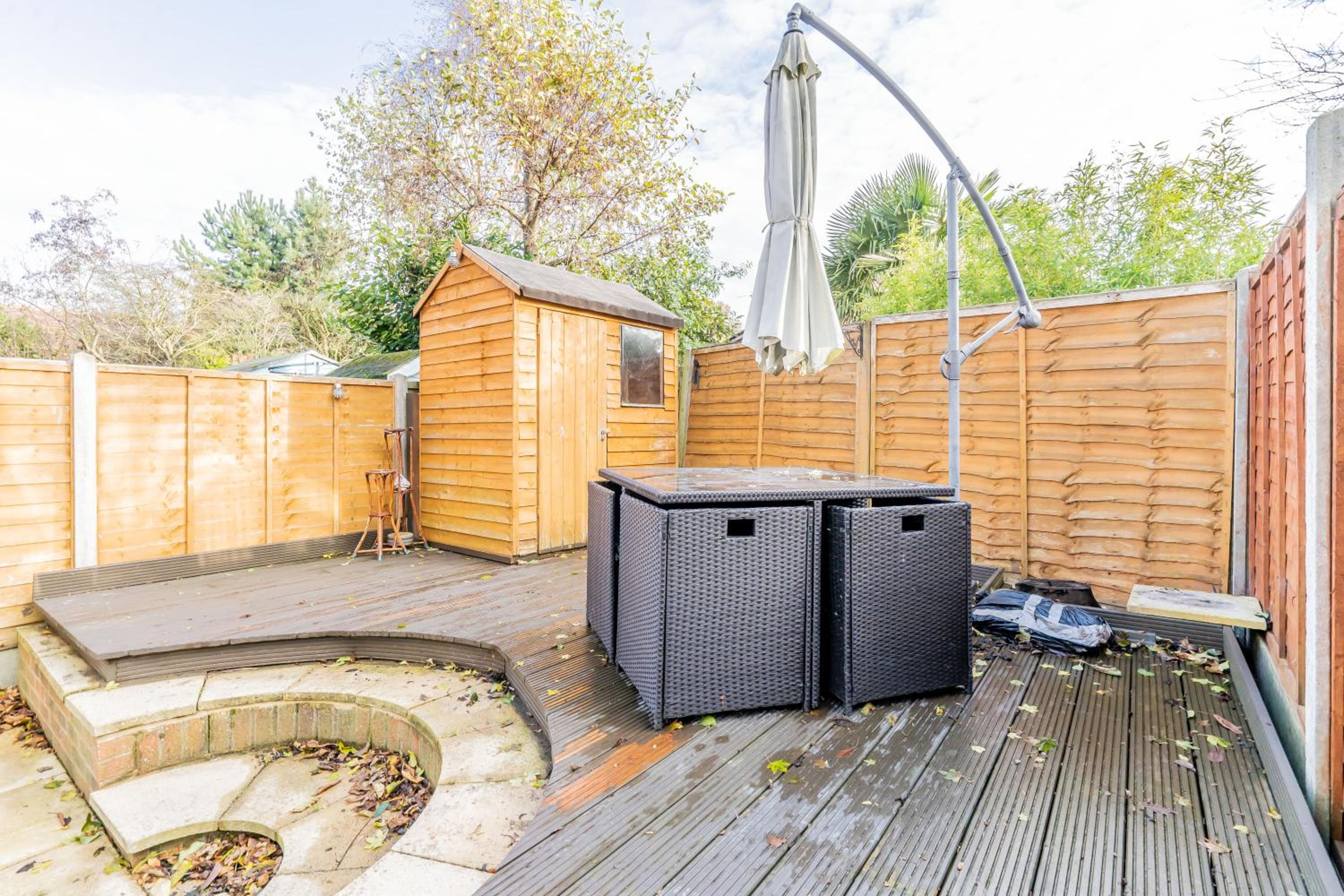 Central MK Comfy FAMILY CONTRACTOR 3B house Free Parking managed by Chique Properties Ltd
