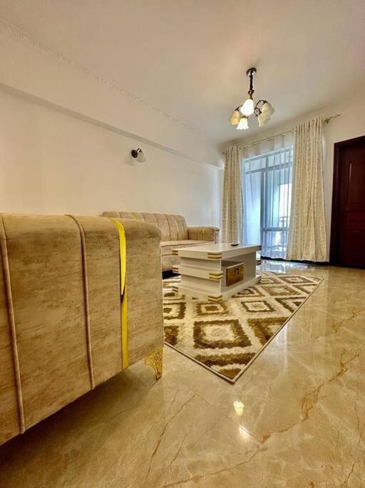 Cozy Spacious Modern Apartment in the Hearth of Nairobi, Kilimani