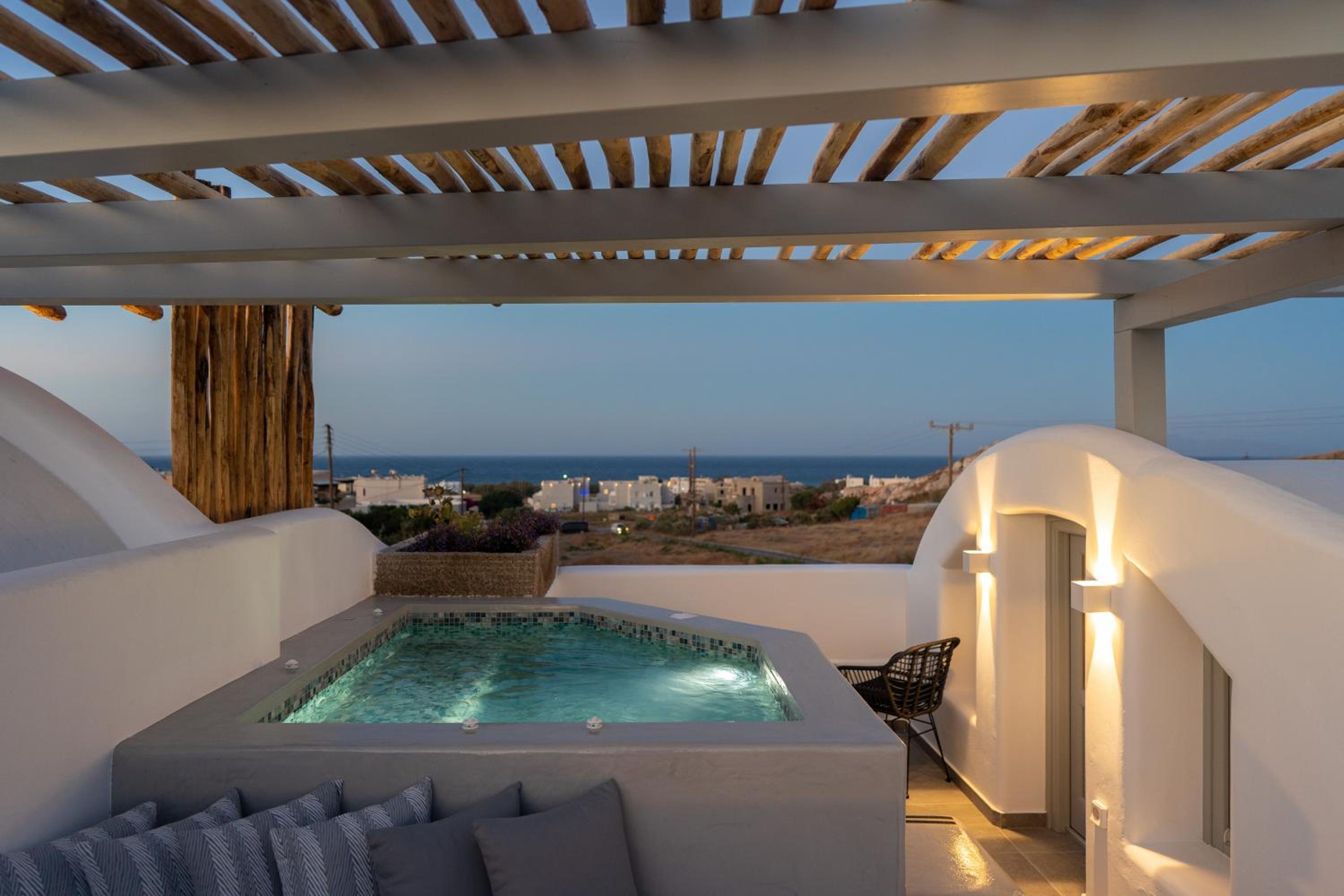 Aegean Diamonds Luxury Suites