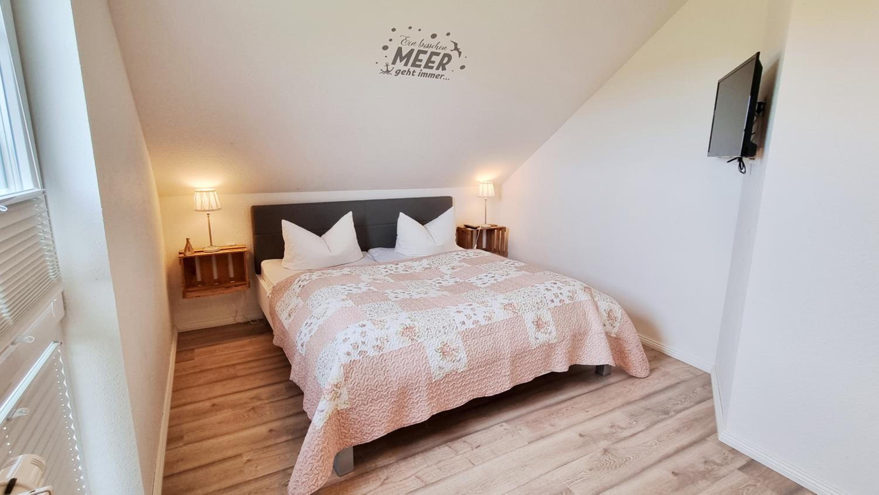 Zauberhafte Ferienhaushälfte Küstenliebe am Sehlendorfer Ostseestrand