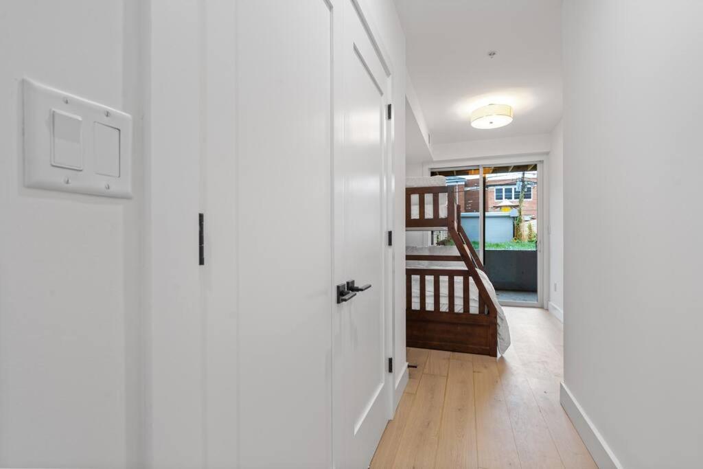 Capitol View1 Charming Oasis in DC near Metro with Fenced Backyard Free Parking and WIFI view 2