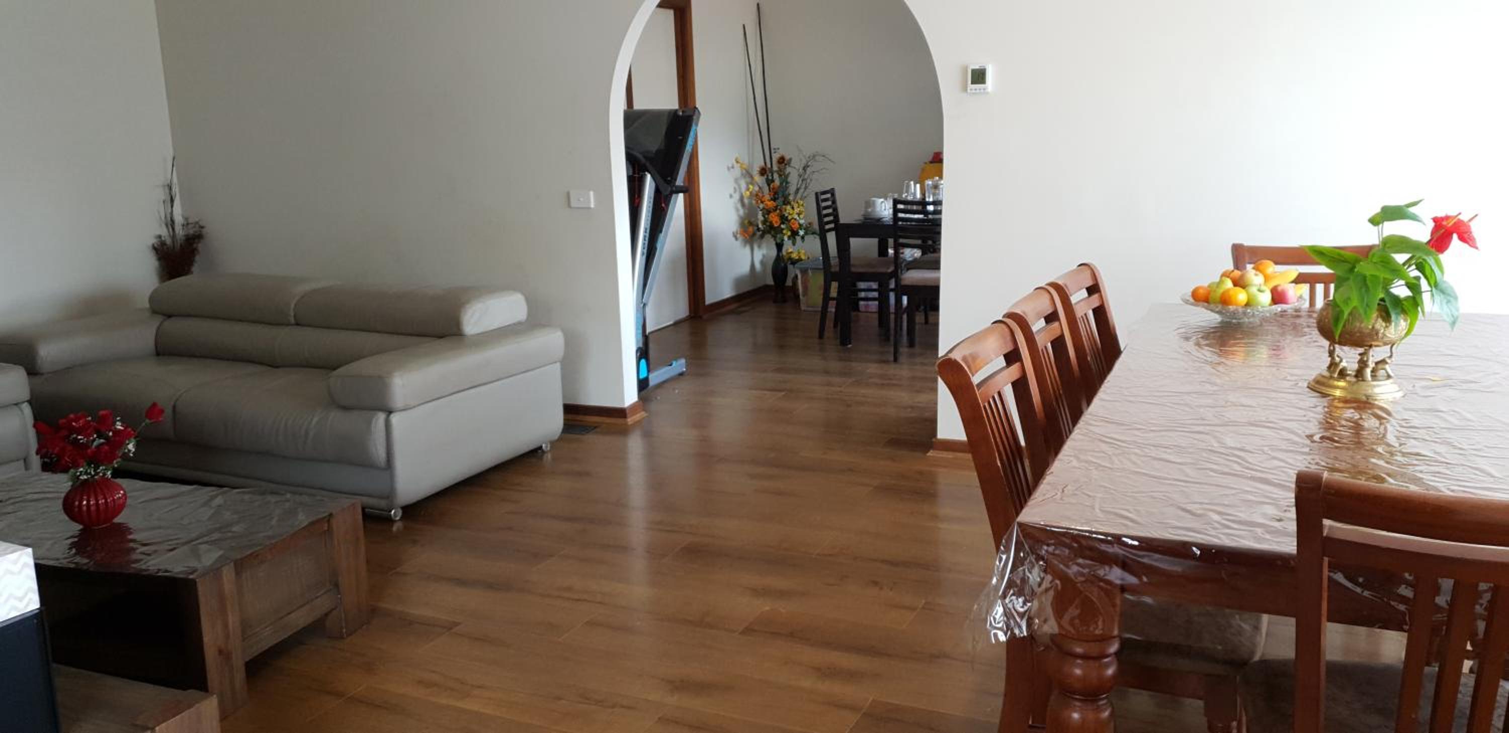 Clayton Living Town House at Monash Doorstep