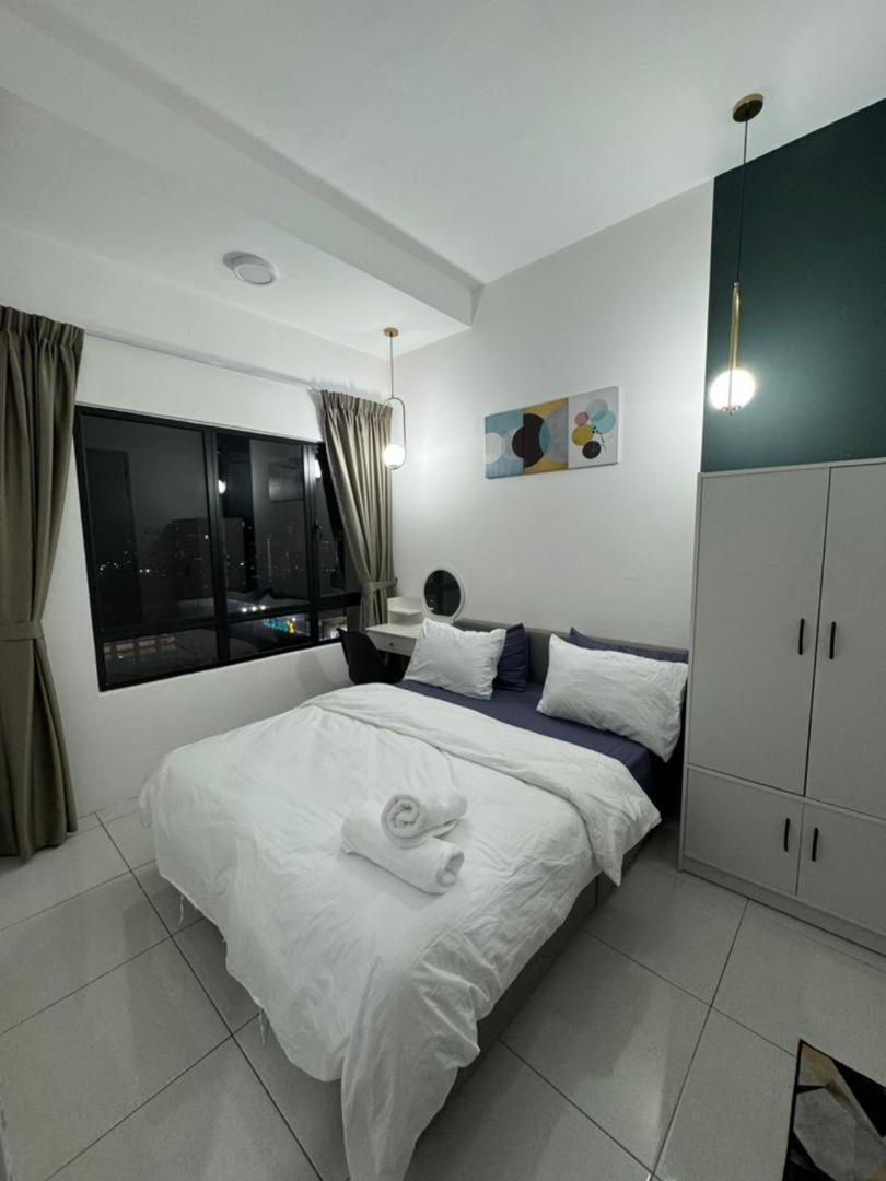 Comfy WIFI place @Manjalara 5Min to Desa Park City