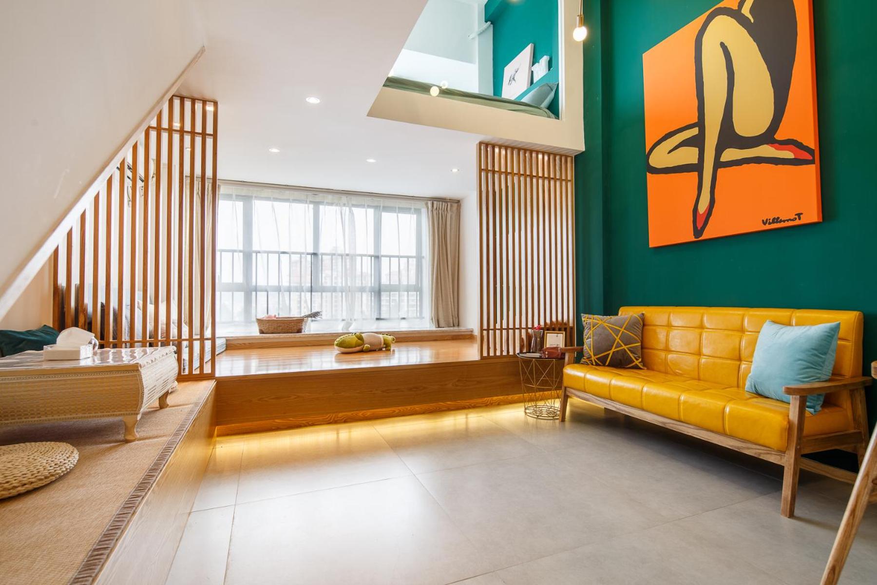 Lavendar Duplex Apartment