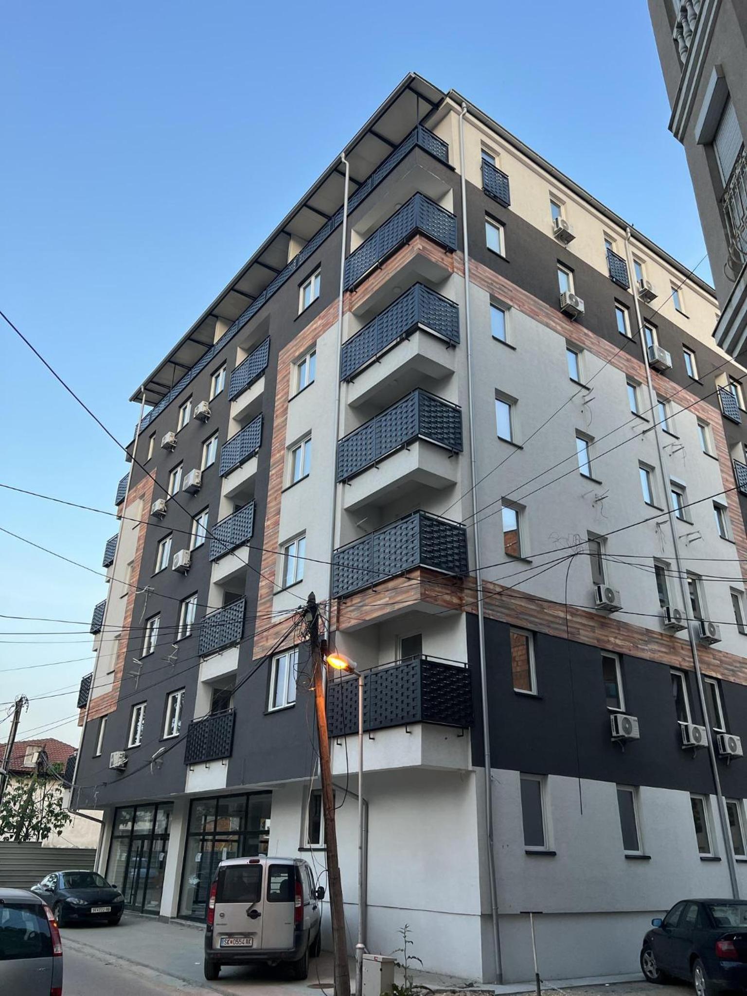 Corner penthouse apartment in the centar of Skopje view 3