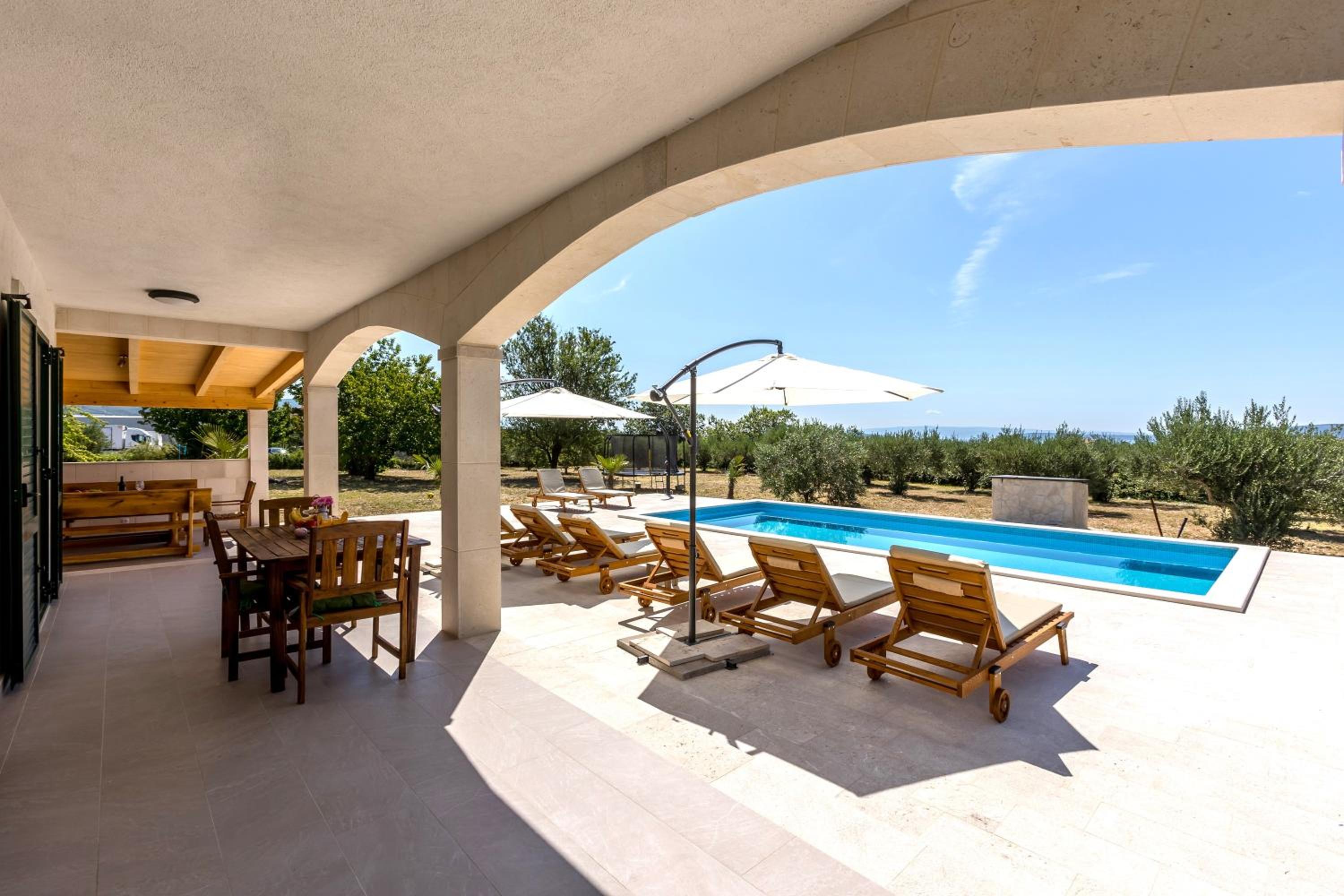 Villa Summertime
