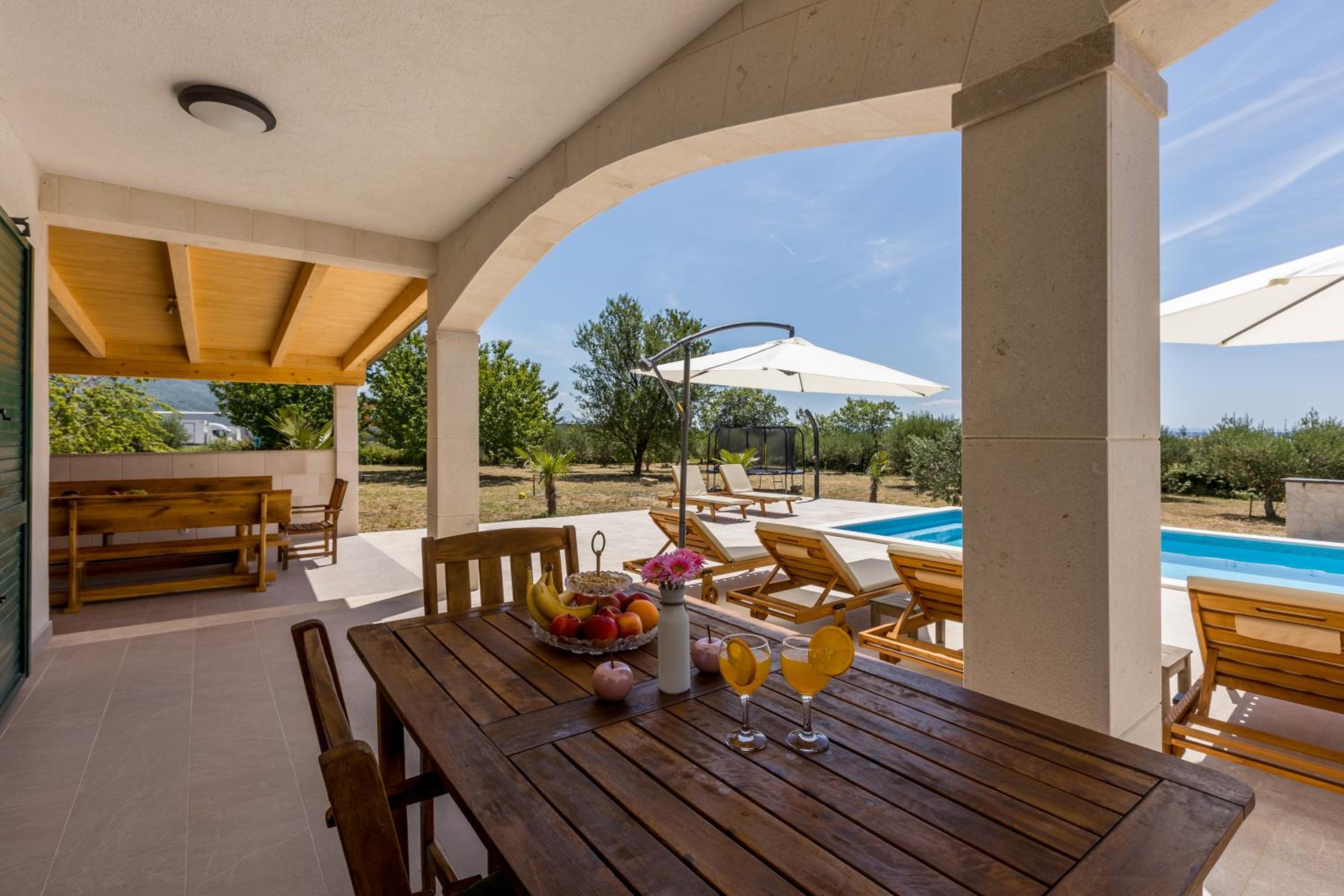Villa Summertime