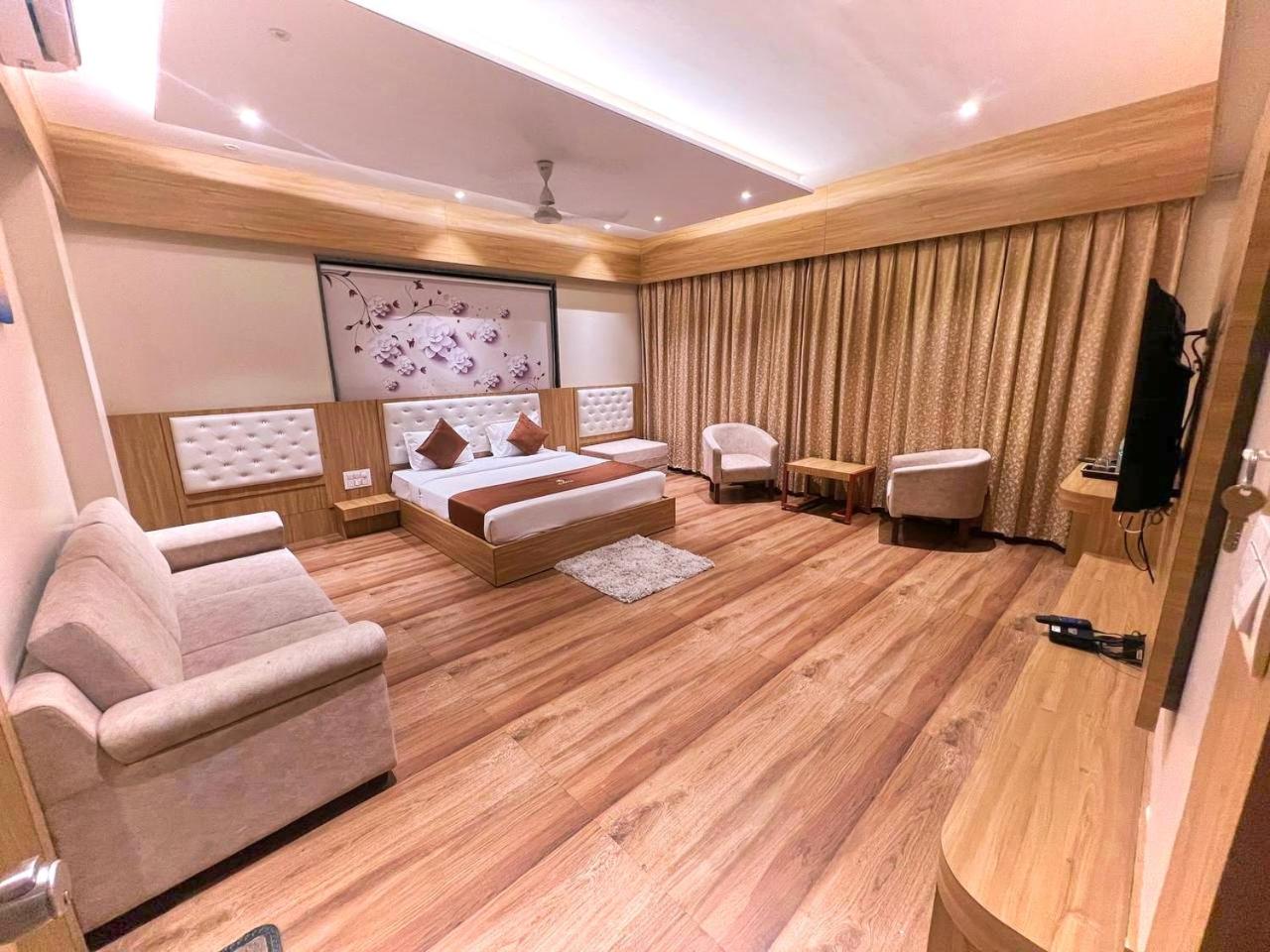 Shirdi Vacations - Hotel 9 Coin - Property Image 7