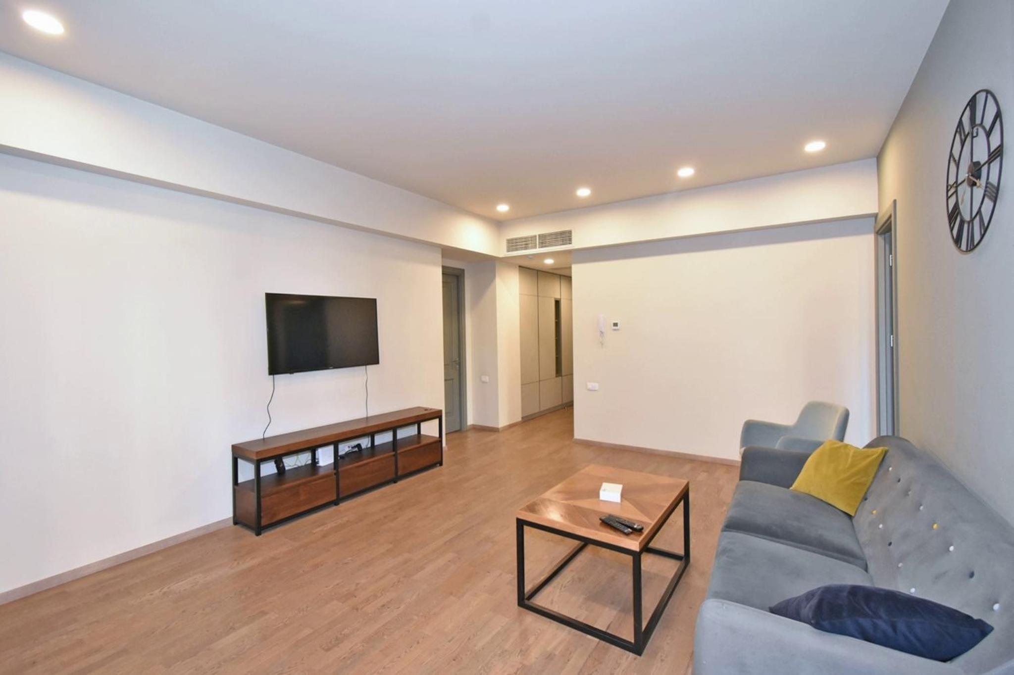 Relaxing Apartment One-BDR w/Balcony