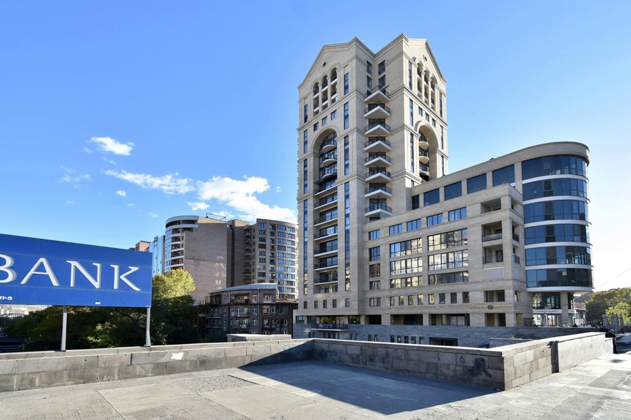 Relaxing Apartment One-BDR w/Balcony