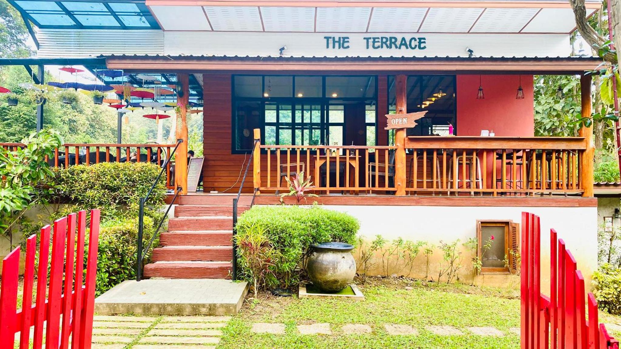At Home Chiang Dao, Pooch Lovers