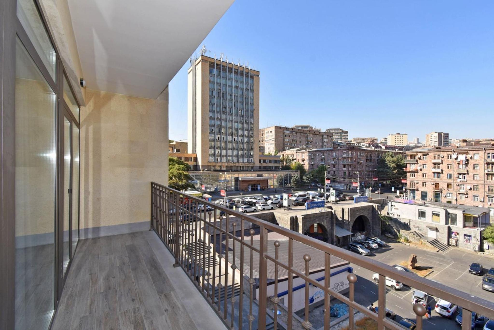 Relaxing Apartment One-BDR w/Balcony