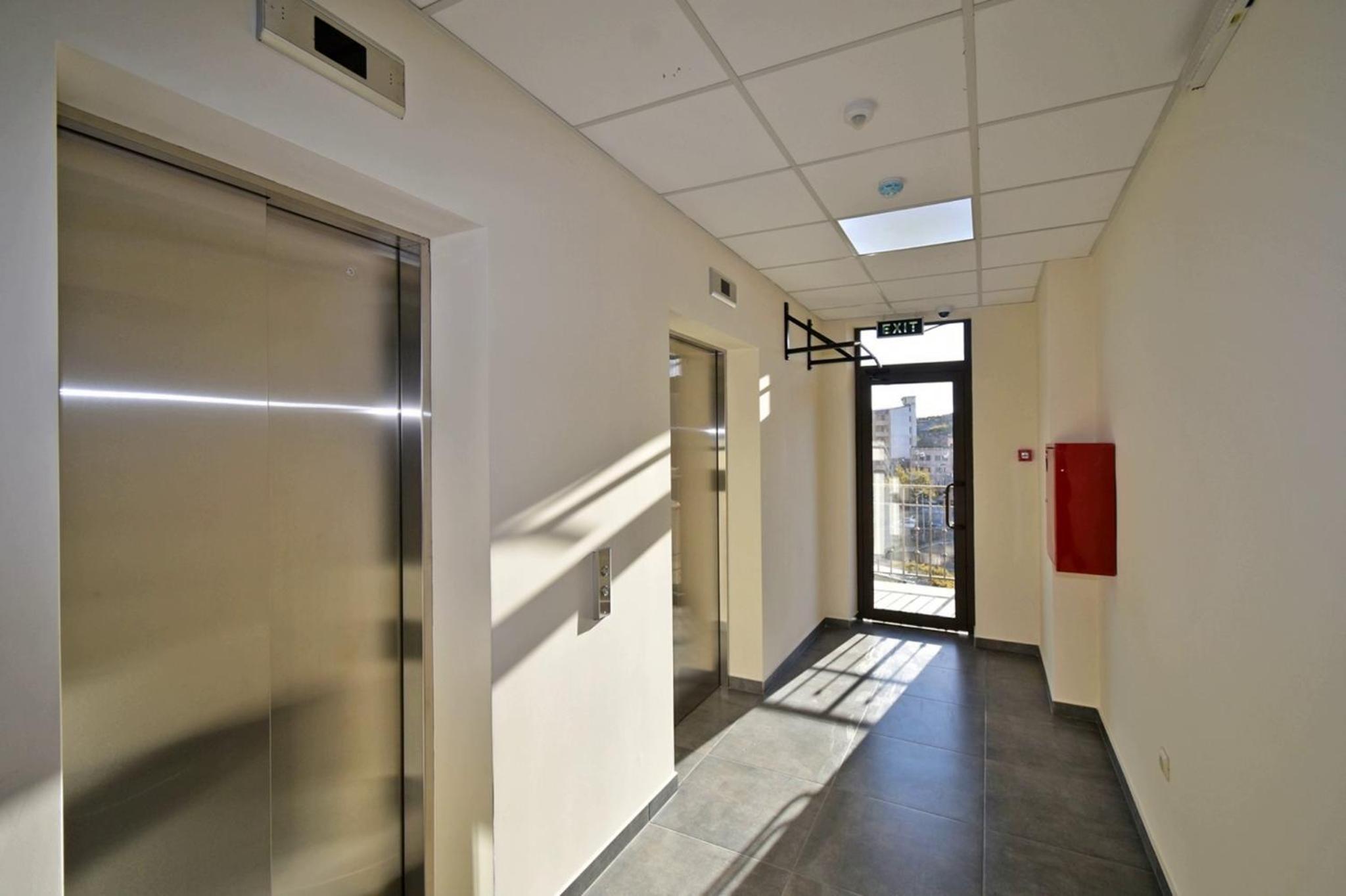 Relaxing Apartment One-BDR w/Balcony