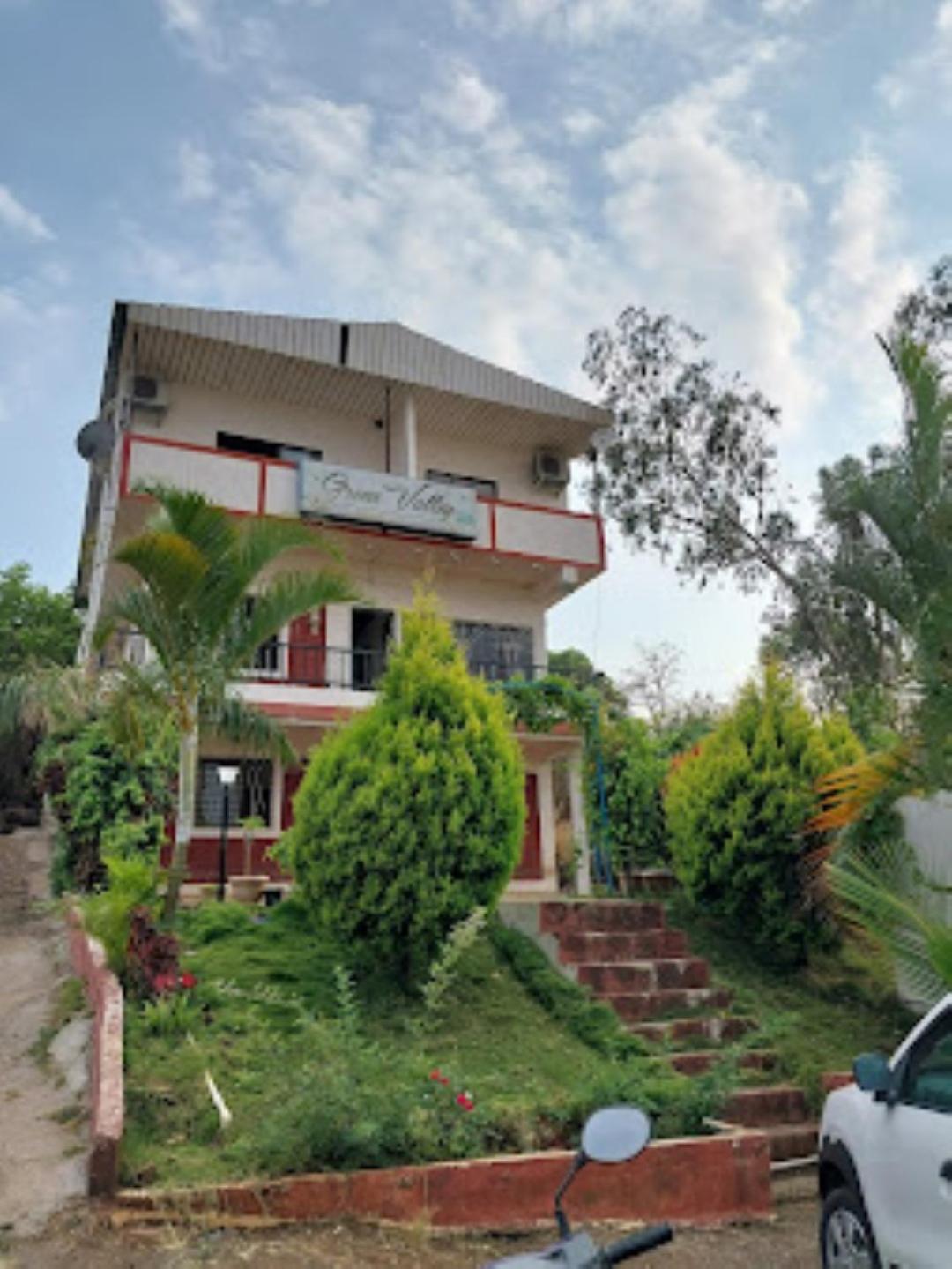 Hotel Green Valley,Sarkhal view 4