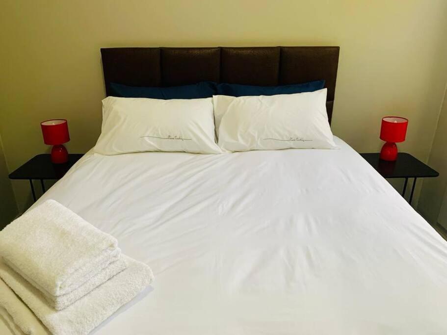 1 bedroom unit fully furnished with back up generator