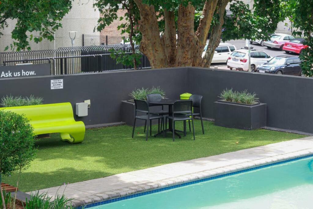 1 bedroom unit fully furnished with back up generator