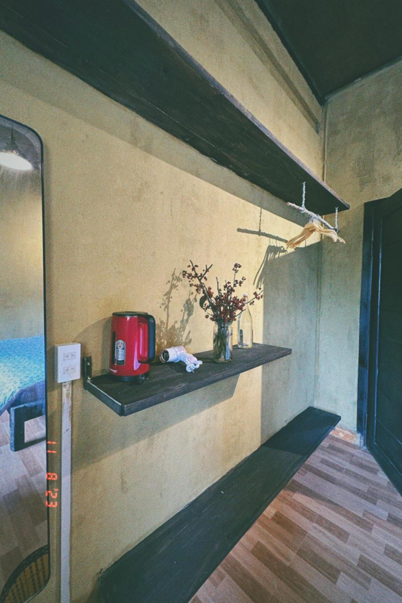 Maison de Hill Home