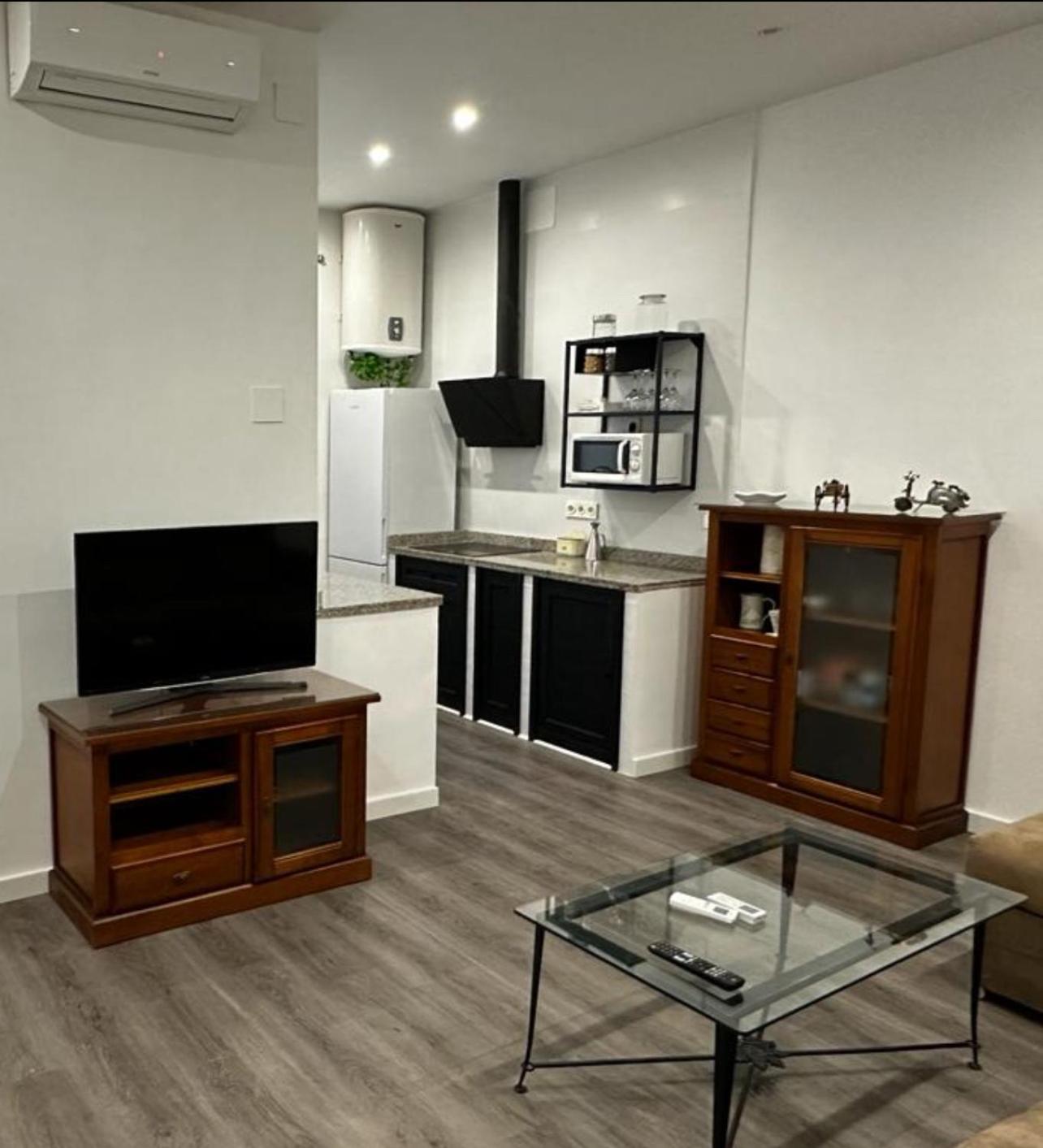 Cozy Apartment Malaga Center near Teatro Cervantes