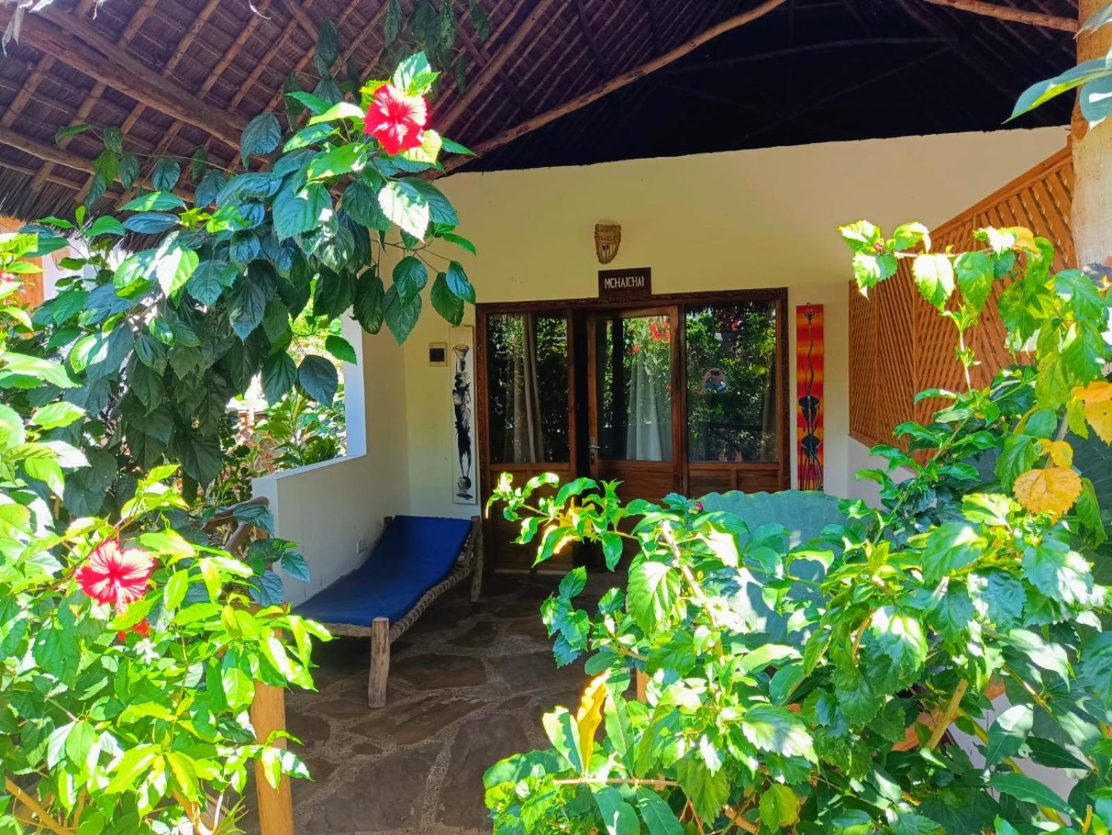 Hapahapa Zanzibar Bungalows view 3