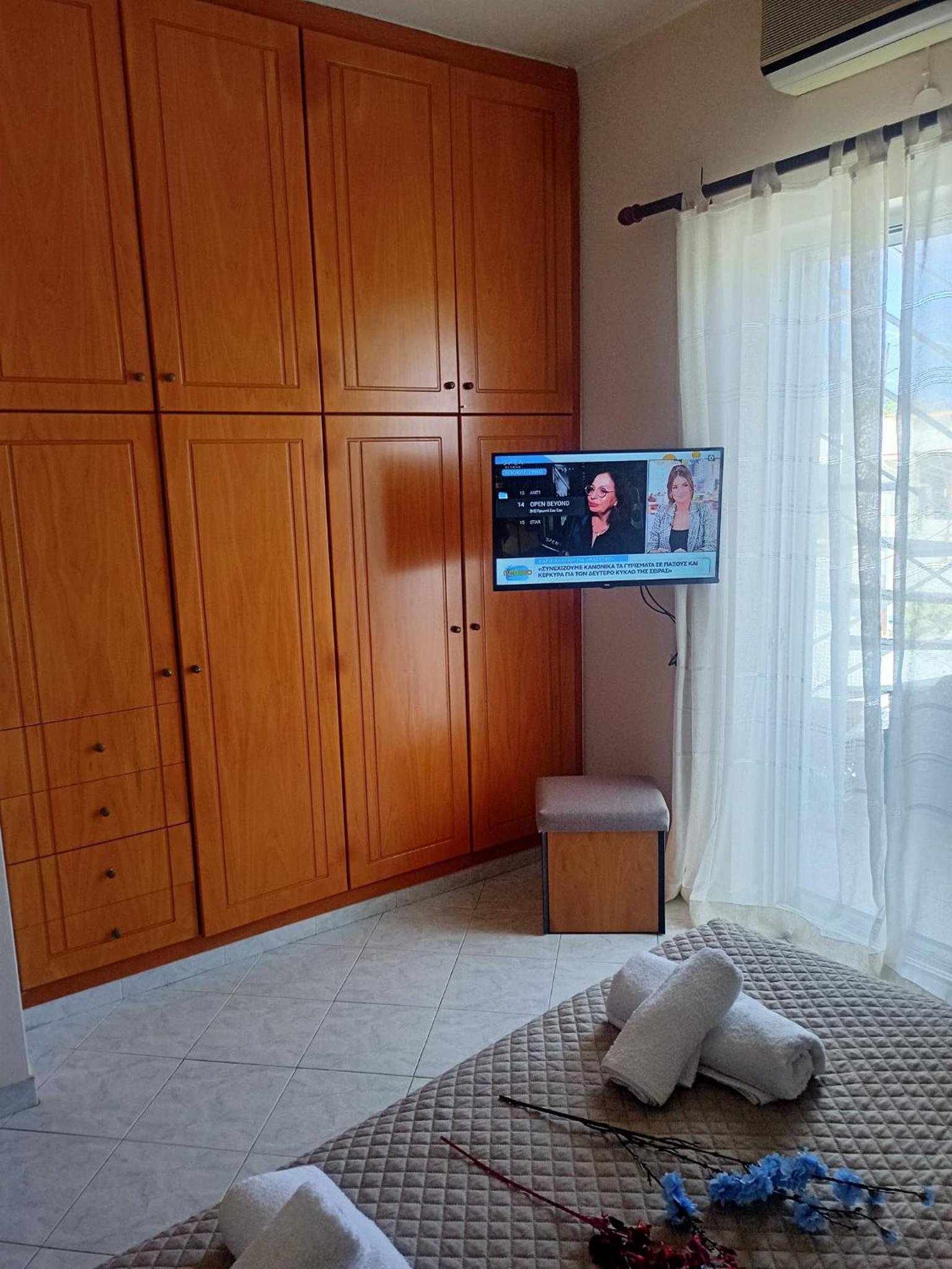 Giannis House in Kissamos view 3