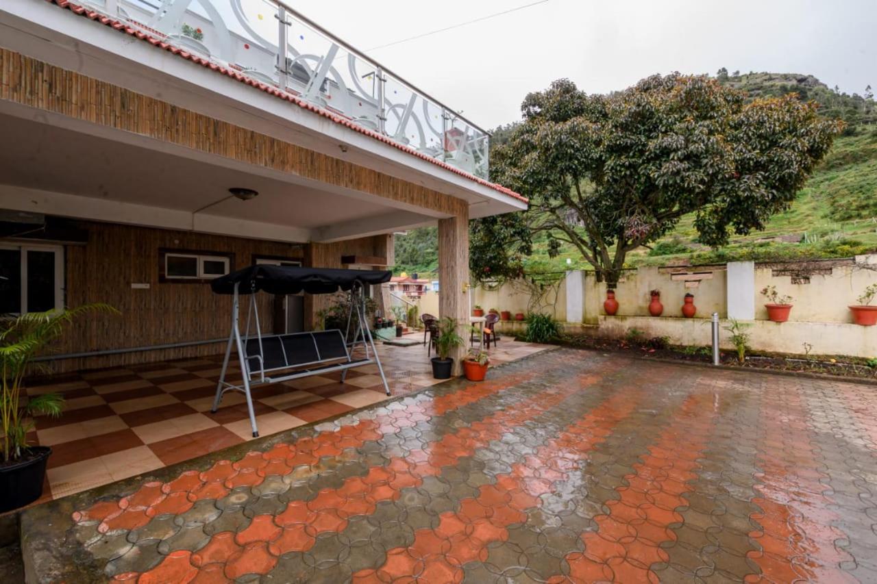 Ooty Home Stay Villa view 4