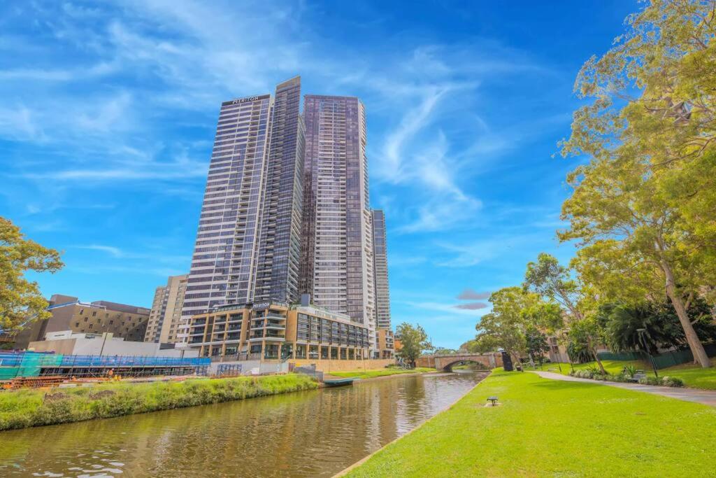 2Bedrooms 2Bathrooms Oasis in Parramatta w parking