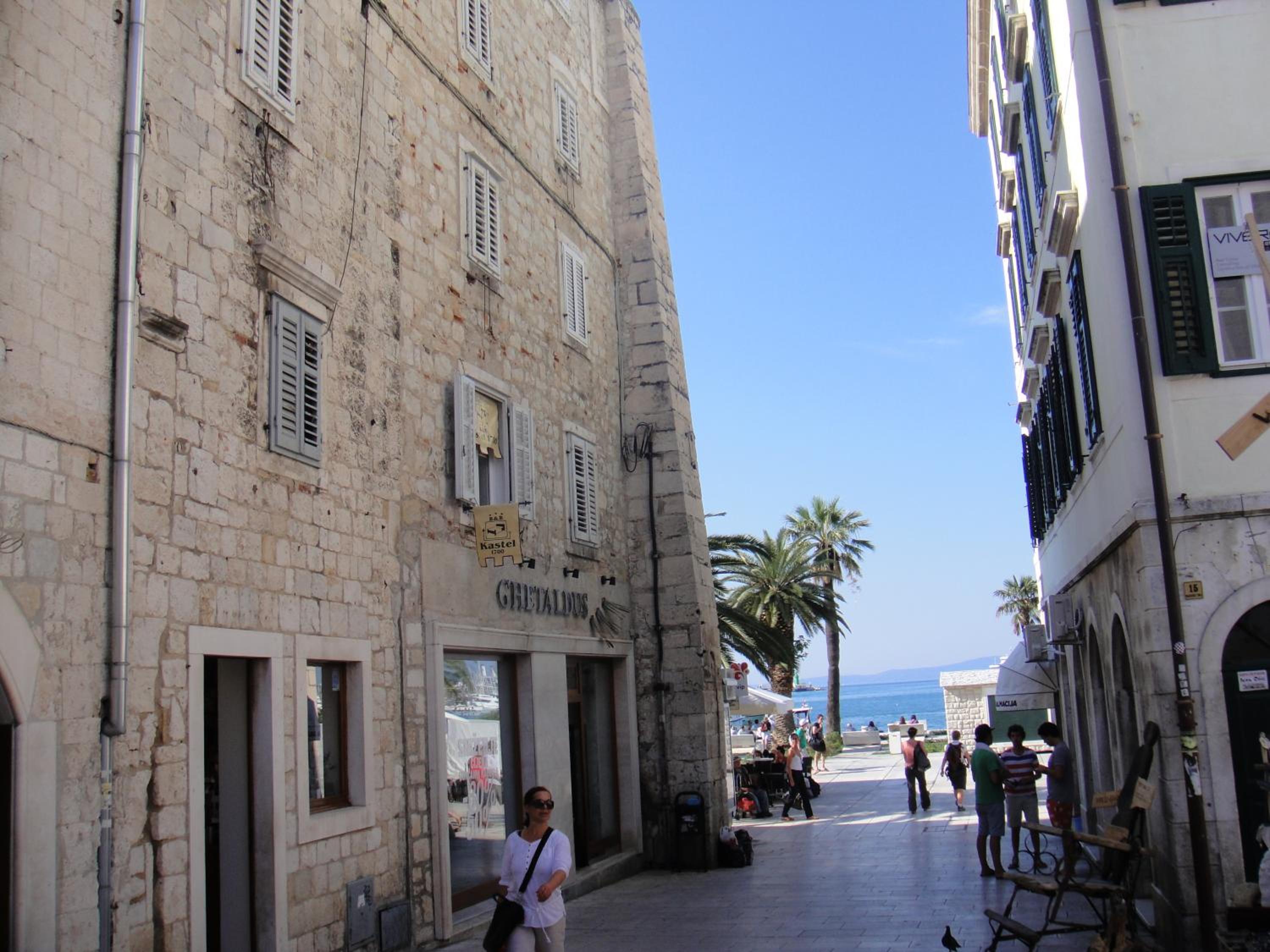 Photo 20