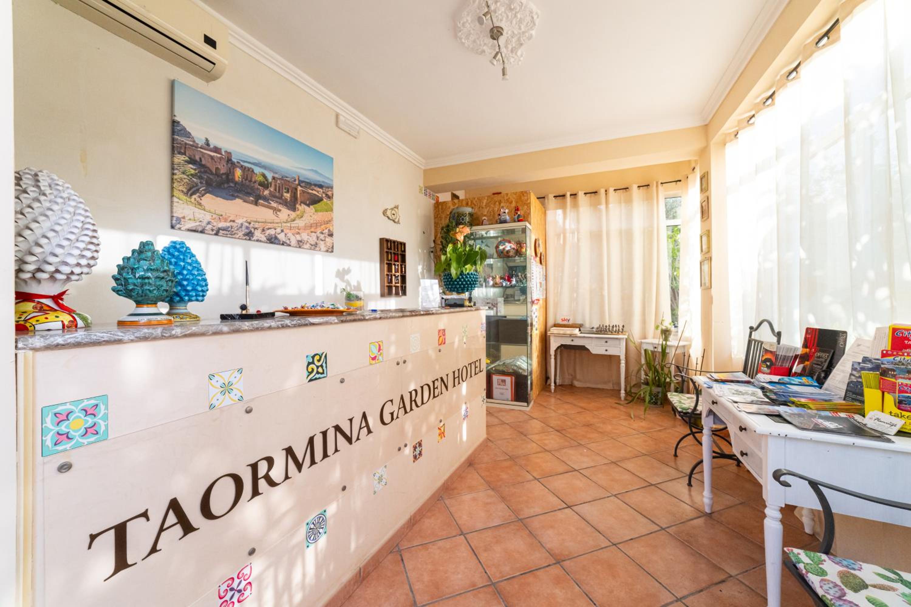Hotel Taormina Garden Hotel - Image 1