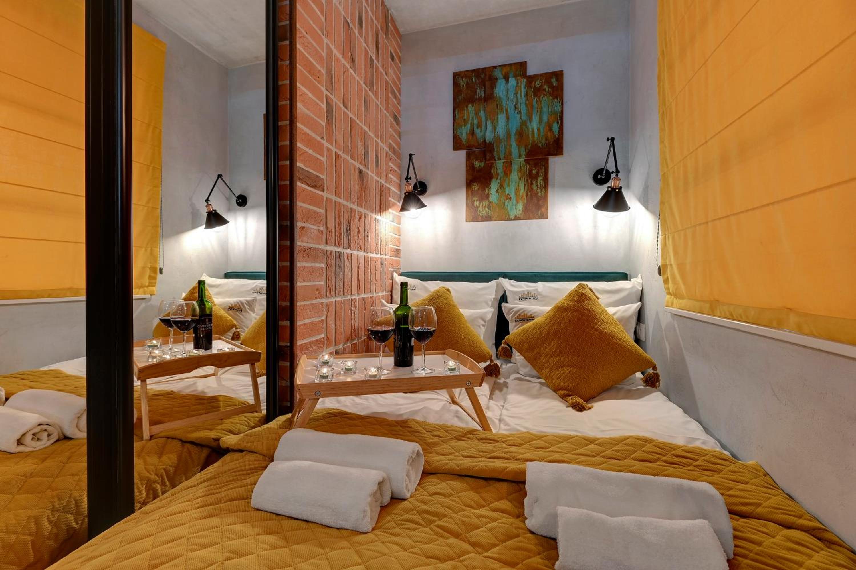 DOKI Living & Foodhall by Downtown Apartments