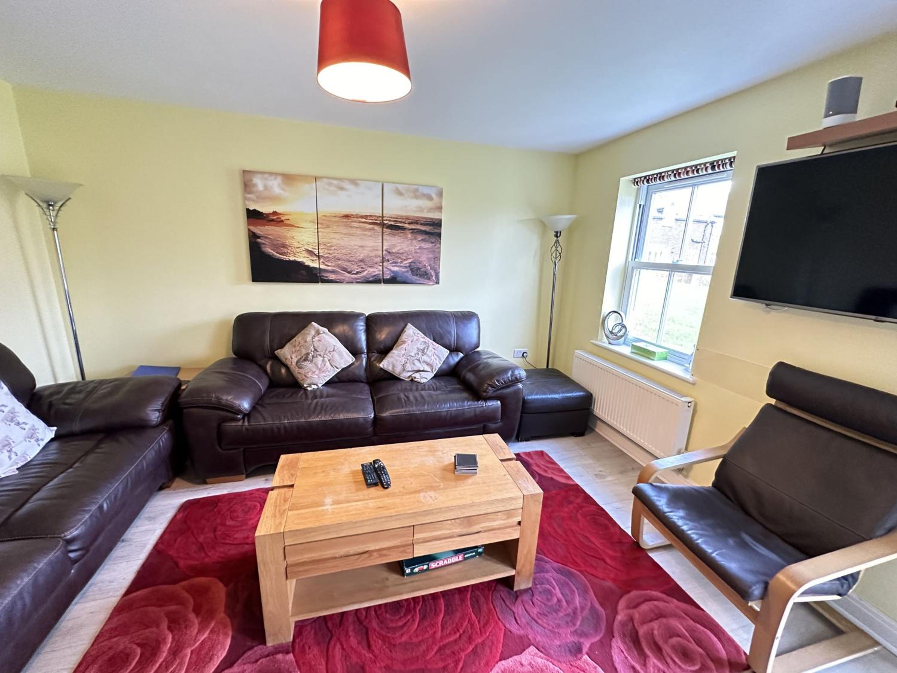 Greenwich Cottage - Part of the The Bay Filey Holiday Village with pool, gym and direct beach access, pub, restaurant, tennis and meadows walks